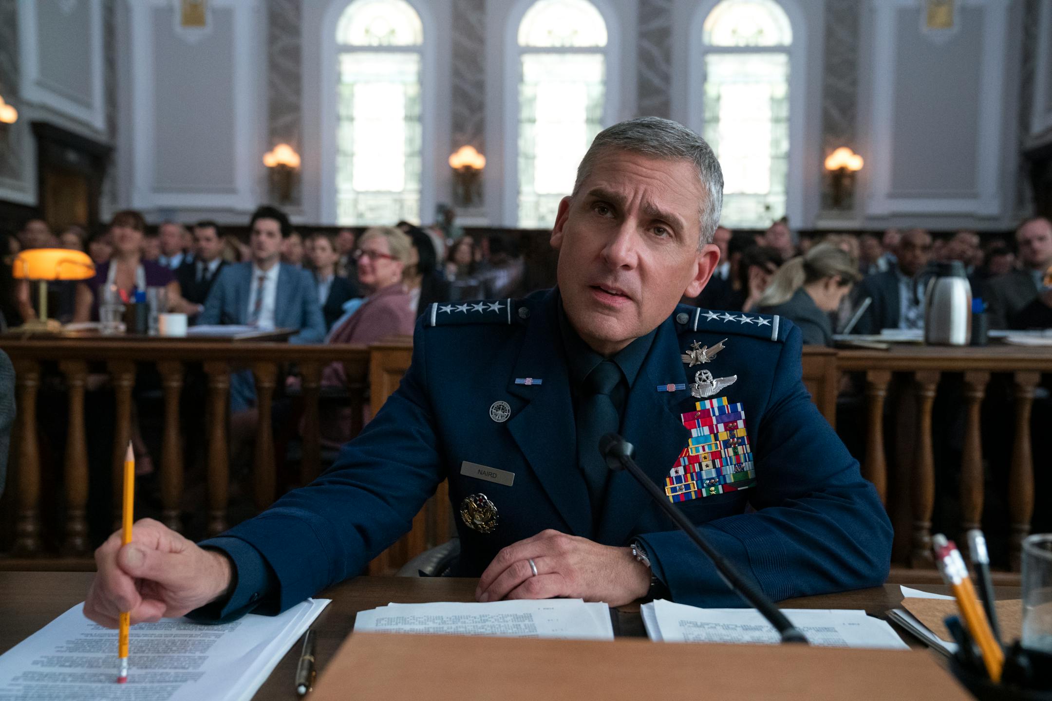 SPACE FORCE (L TO R) STEVE CARELL as GENERAL MARK R. NAIRD in episode 103 of SPACE FORCE Cr. AARON EPSTEIN/NETFLIX ' 2020