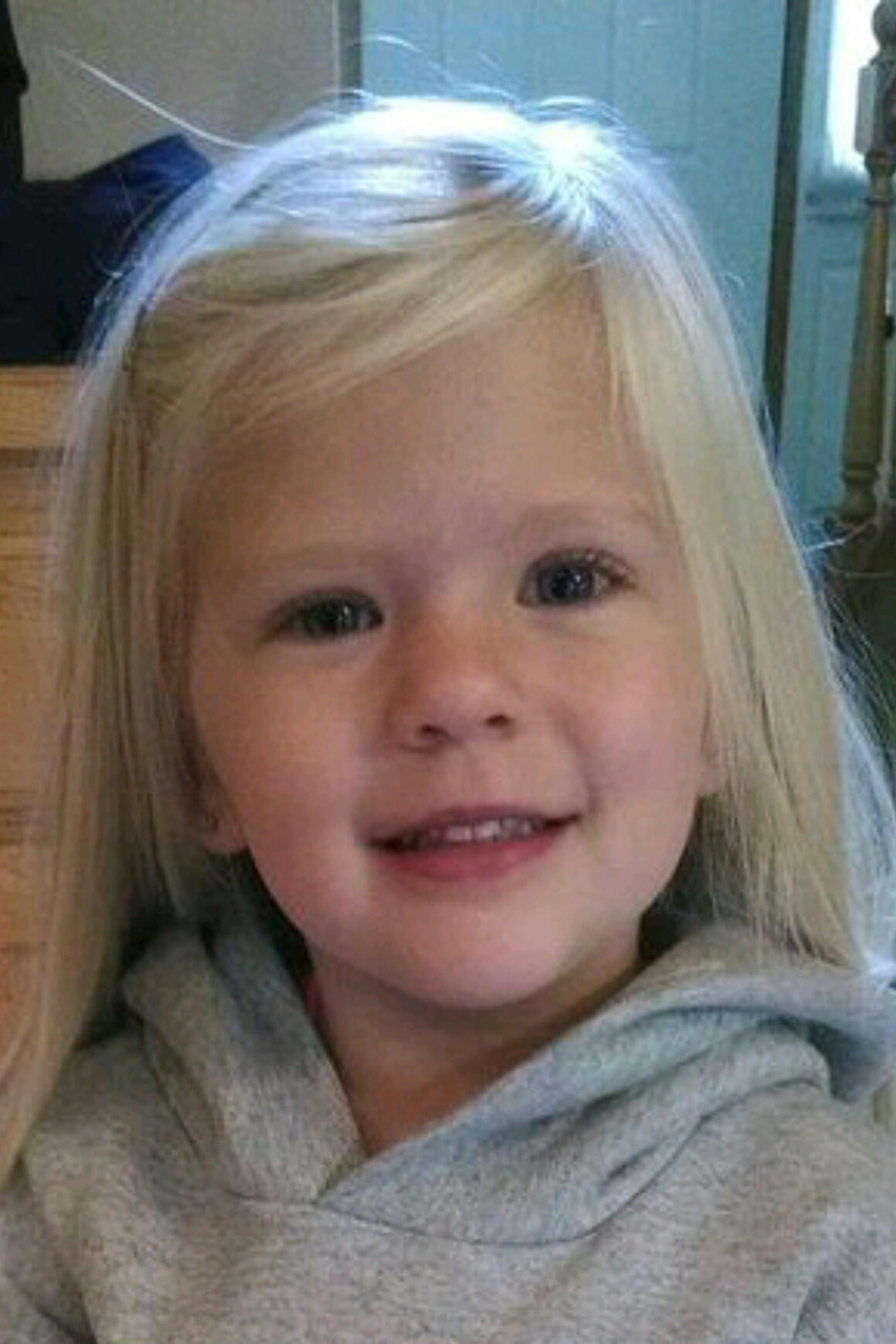 Macy Hauglie, 3 1/2, Anoka, second place ages 4 and under