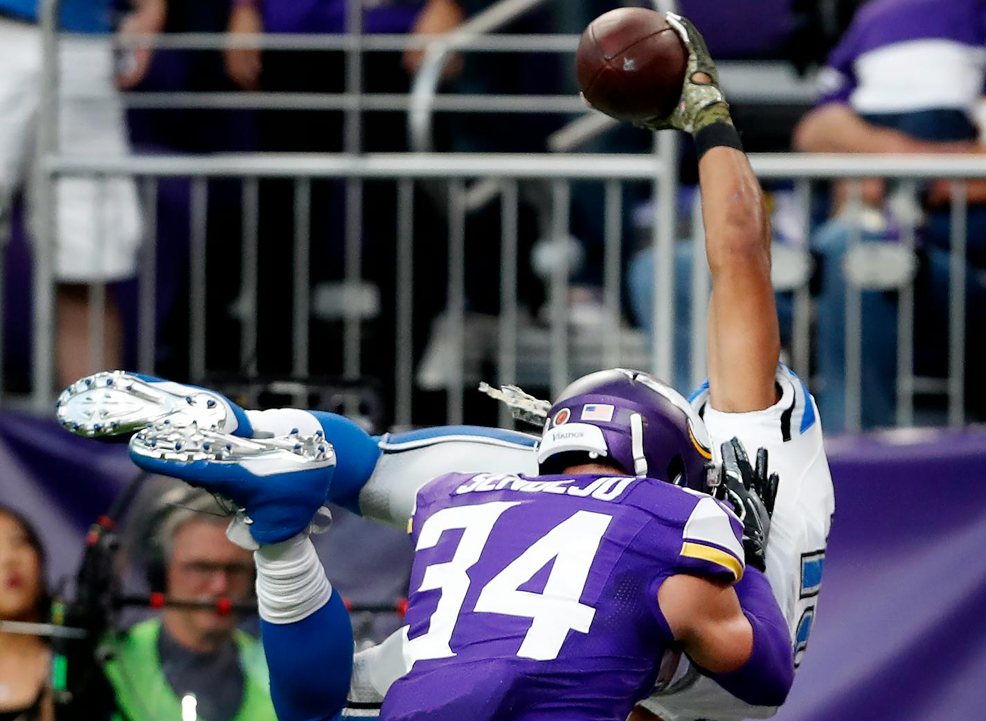 Vikings safety Andrew Sendejo (34) hit Lions receiver Golden Tate as he lunged into the end zone to score the winning touchdown in overtime Nov. 6. Detroit beat the Vikings 22-16. ] CARLOS GONZALEZ cgonzalez@startribune.com - November 6, 2016, Minneapolis, MN, US Bank Stadium, NFL, Minnesota Vikings vs. Detroit Lions