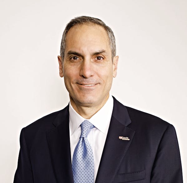 Andy Cecere, U.S. Bank's chief financial officer, has been named chief operating officer.