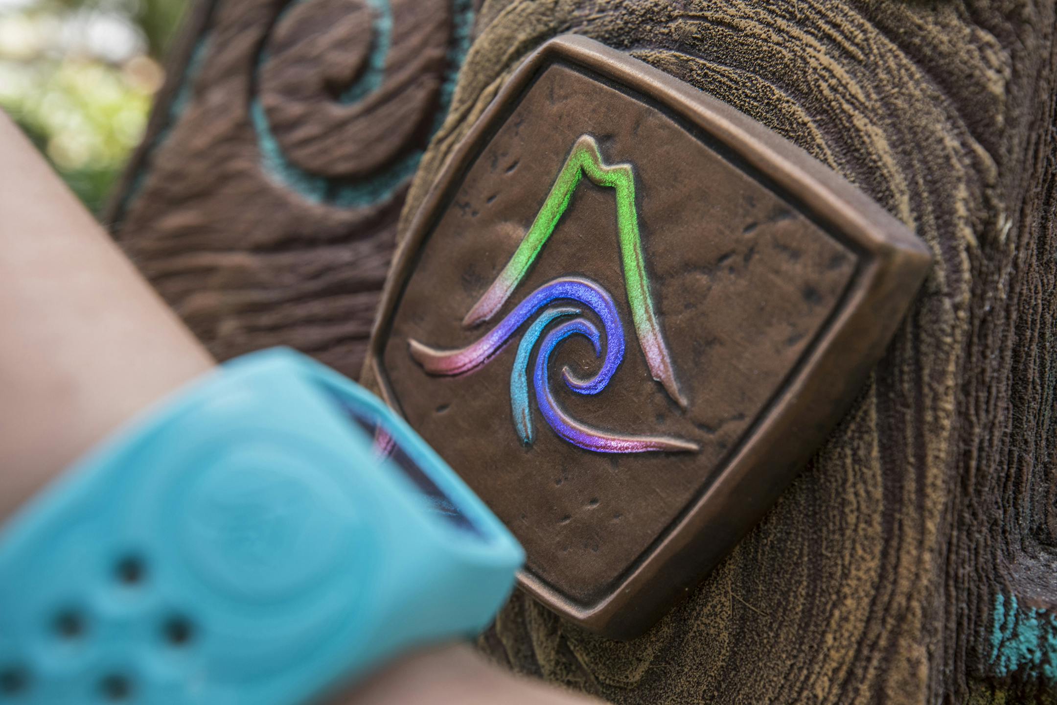 An undated handout photo of a wearable waterproof device and ride entrance totem, part of a digital technology system called TapuTapu that largely eliminates the need to wait in lines, at Volcano Bay, Universal Orlando in Florida. Universal is billing the new park, which cost as much as $600 million to build according to analysts, as a new kind of water theme park. (Universal Orlando Resort via The New York Times) -- NO SALES; FOR EDITORIAL USE ONLY WITH STORY SLUGGED FLA WATER PARK ADV04 BY BRO