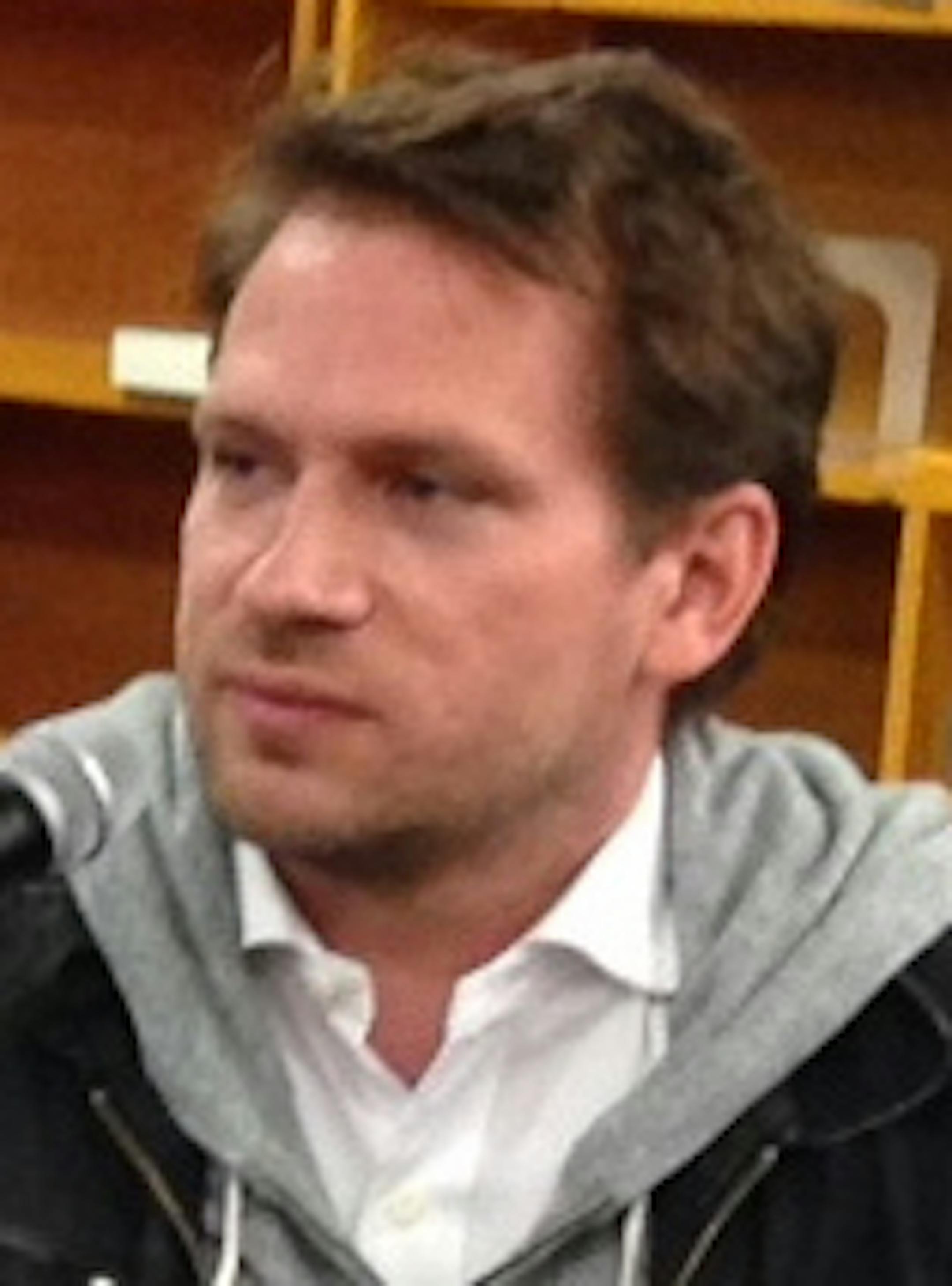Book critic, editor and author John Freeman promoting his book,“How to Read a Novelist,” at Magers & Quinn Bookstore in Minneapolis. Photo by Laurie Hertzel