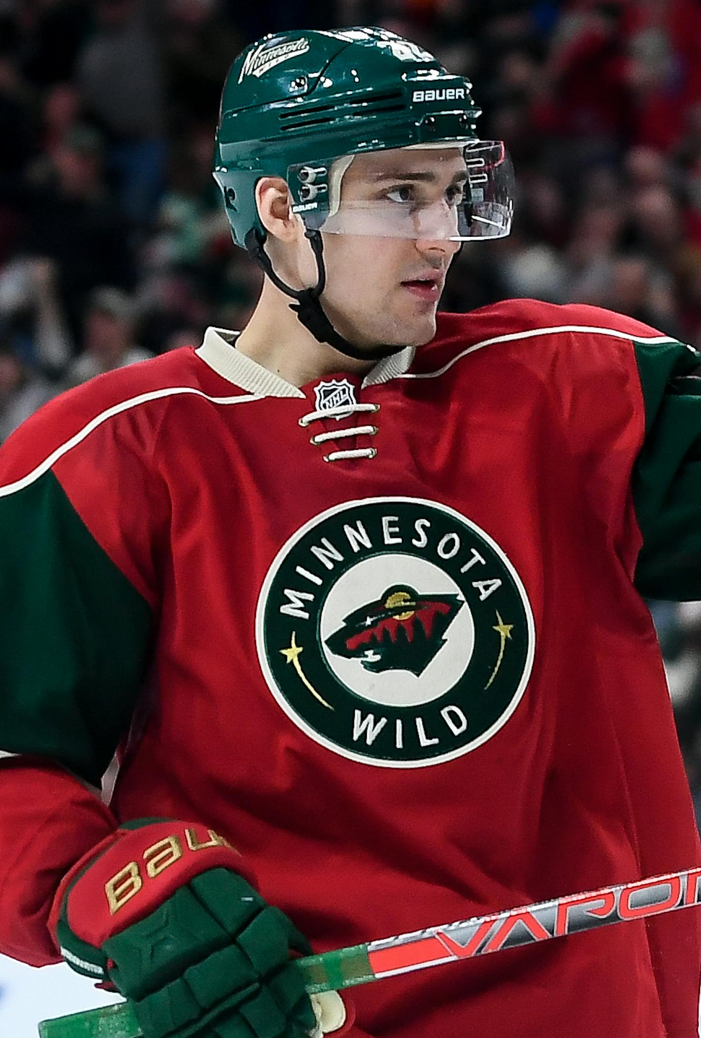 After scoring a goal in the third period, Minnesota Wild right wing Nino Niederreiter (22) gestured to left wing Zach Parise (11), who had the assist on the play. ] AARON LAVINSKY &#xef; aaron.lavinsky@startribune.com The Minnesota Wild played the Carolina Hurricanes on Tuesday, April 4th, 2017 at Xcel Energy Center in St. Paul, Minn. ORG XMIT: MIN1704042155380407 ORG XMIT: MIN1707102144190784