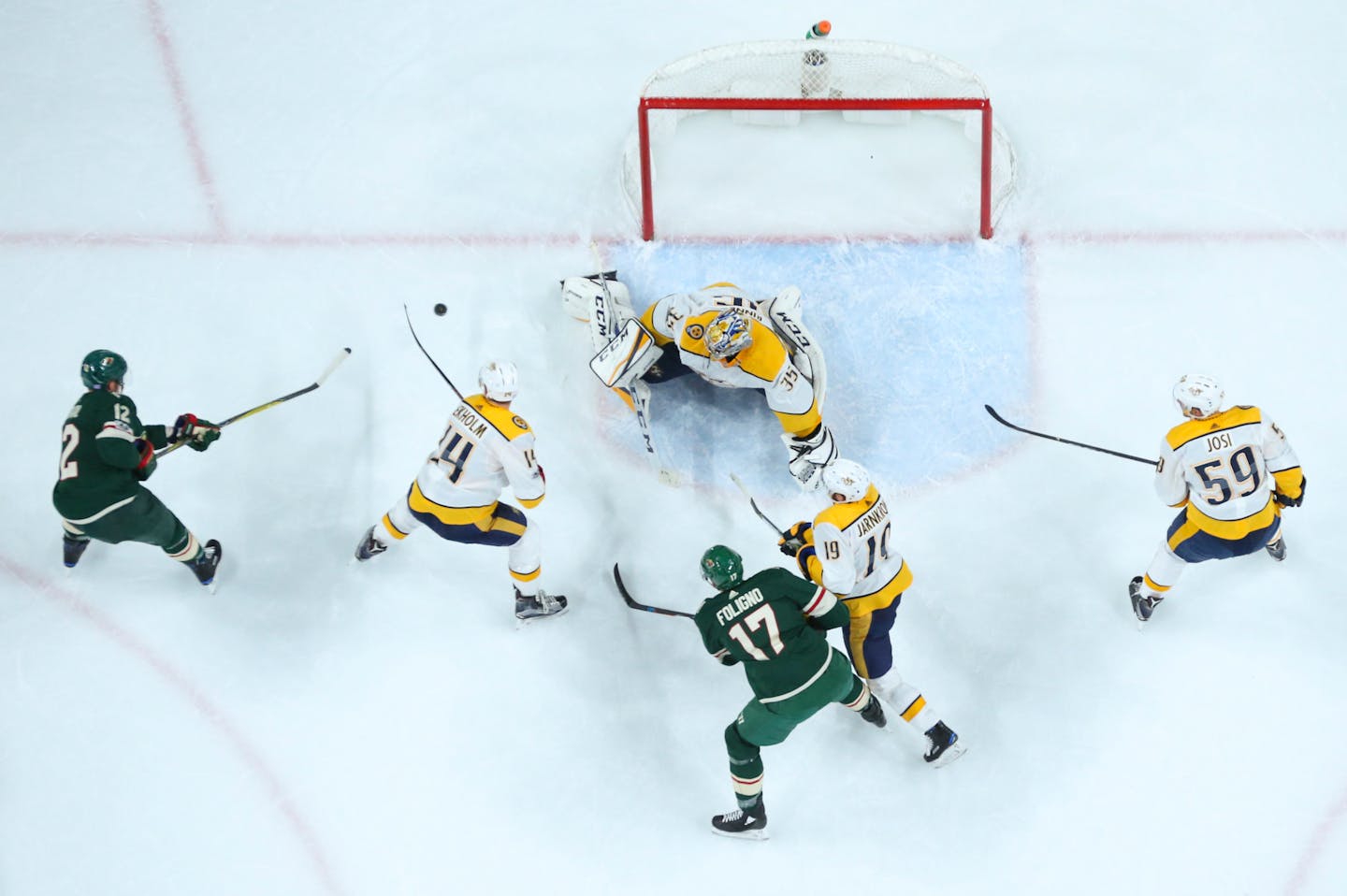 Wild center Eric Staal (12) scored the tying goal on Nashville Predators goalie Pekka Rinne