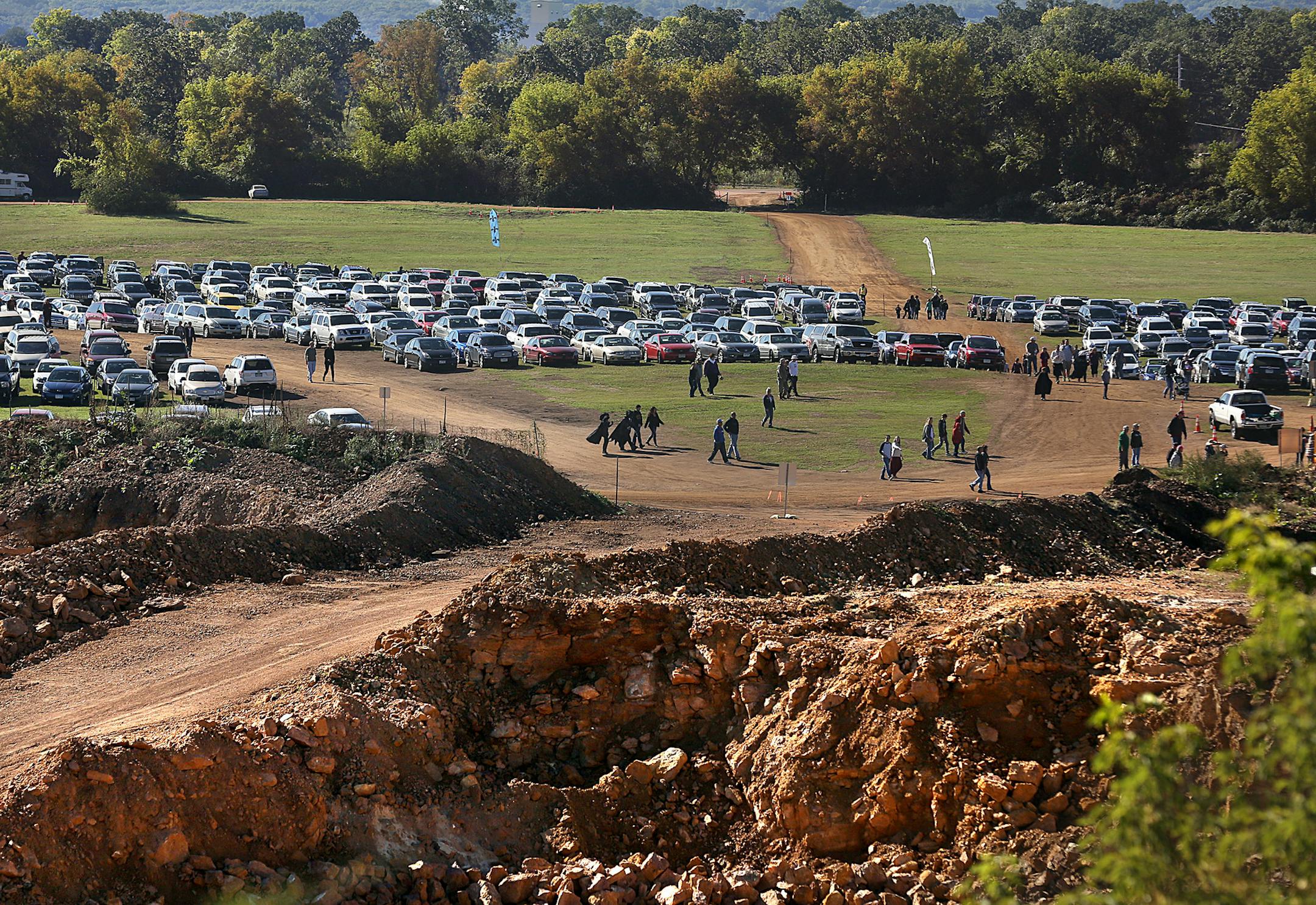 A large area of mining separates the parking areas from the Renaissance Festival grounds. ] JIM GEHRZ ‚Ä¢ jgehrz@startribune.com / Shakopee, MN / Sept. 13, 2014 / 8:30 AM / BACKGROUND INFORMATION: For decades the Renaissance Festival has been trying to maintain an illusion of a return to a distant medieval past. But recent patrons report that the illusion is under strain, as a very modern-day enterprise, sand mining for oil fracking, is visibly gnawing its way right up to the bo
