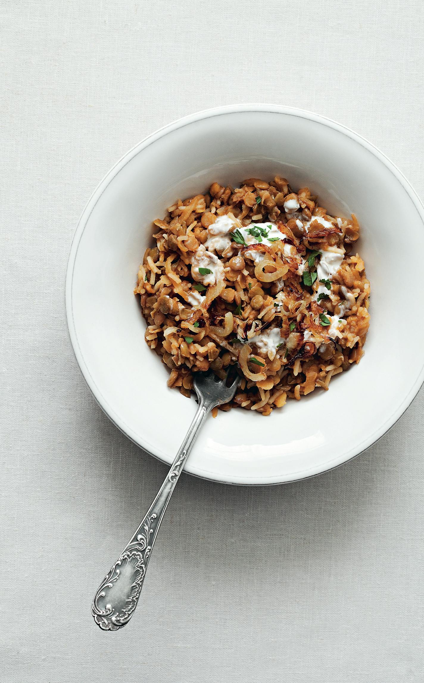 Rice with lentils and crispy onions