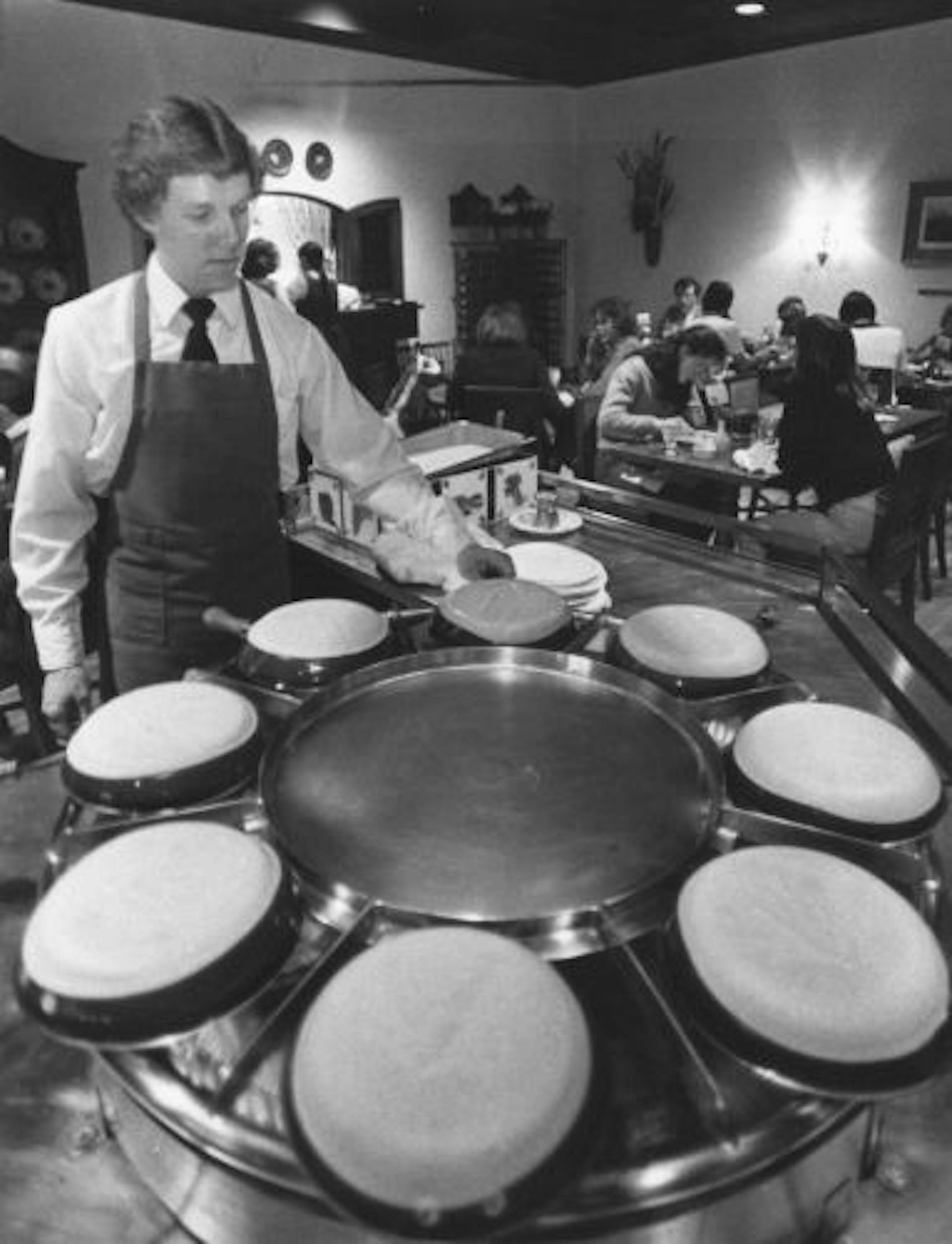 Bill Wagner cooked crepes at the Magic Pan in Minneapolis