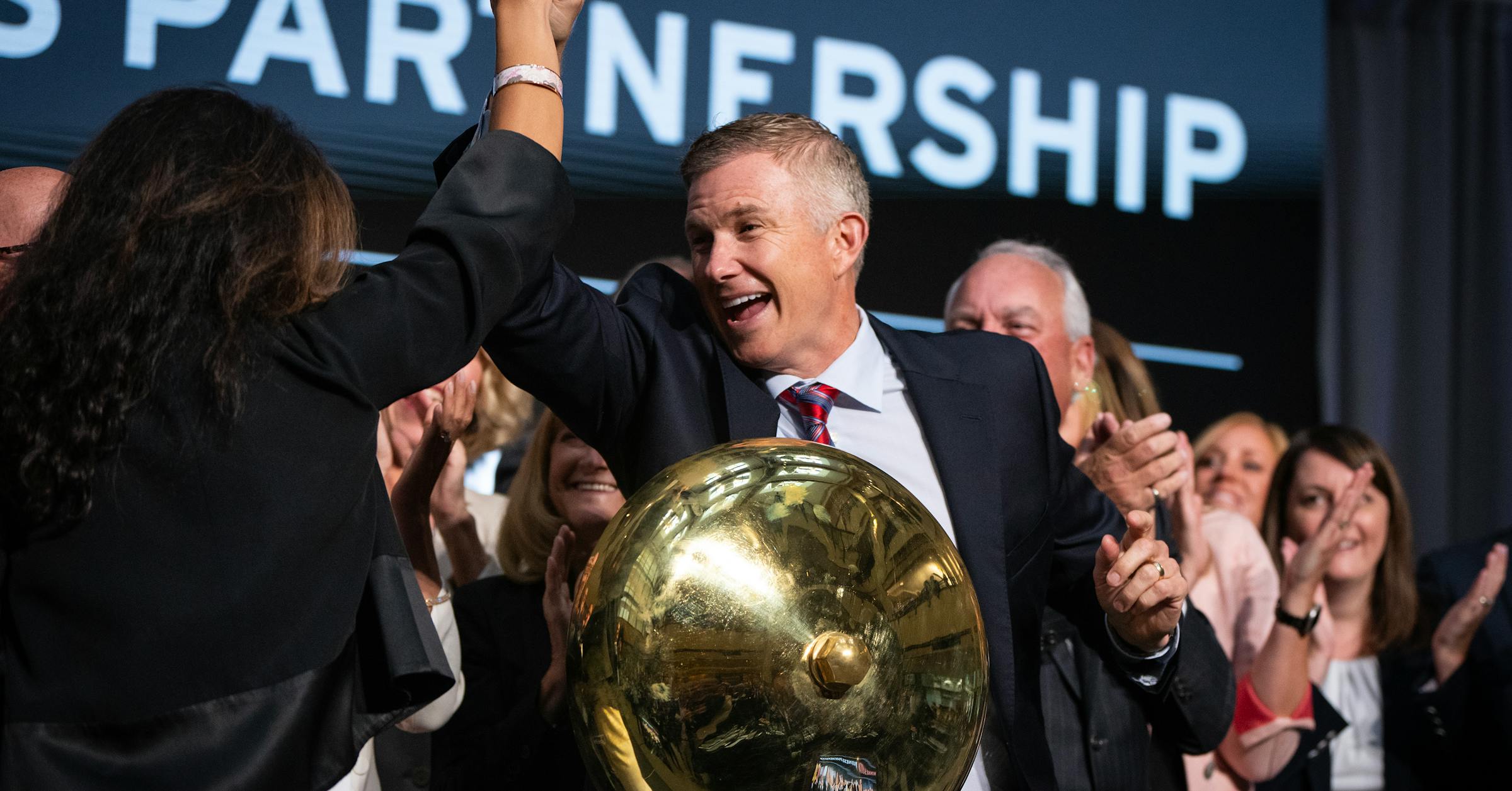 In opening bell ceremony, Minnesota CEOs take economy’s pulse