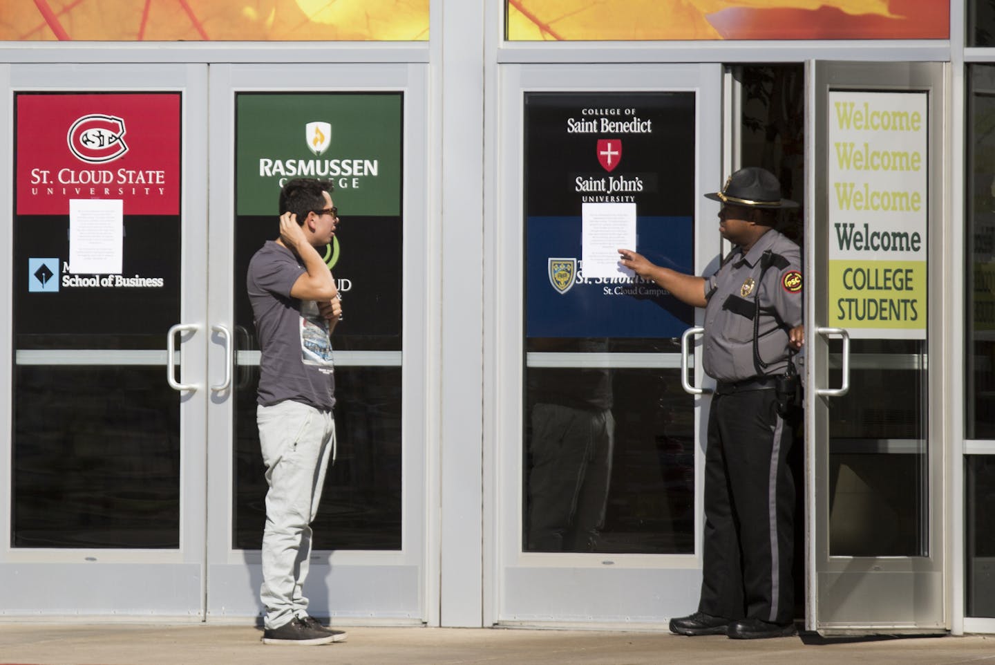 A security officer explains to a man that the Crossroads Center is closed for the day. ] (Leila Navidi/Star Tribune) leila.navidi@startribune.com BACKGROUND INFORMATION:Crossroads Center in St. Cloud on Sunday, September 18, 2016. A man, suspected of being motivated by global terror, stabbed several people late Saturday before an off-duty police officer fatally shot the attacker at the Crossroads Center mall in St. Cloud.