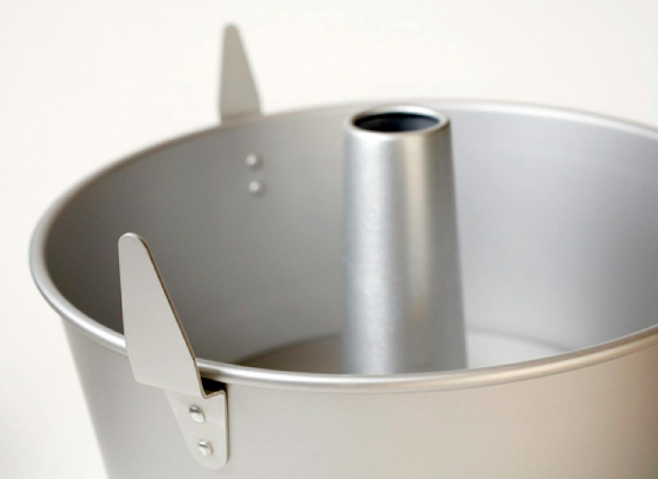 Baking tools that folks need for the kitchen. This month's Baking Central tells readers the tools you need to start a great baking experience, and what veteran bakers may like for upgrades [ Star Tribune photo by TOM WALLACE ï tom.wallace@startribune.com 916534 bakingcentral042116