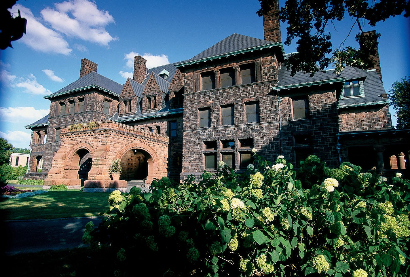 James J Hill House
Provided by Minnesota Historical Society