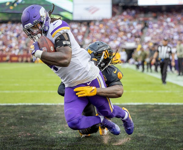 Just like that: Cousins moves Vikings to 7-1 with another late rally