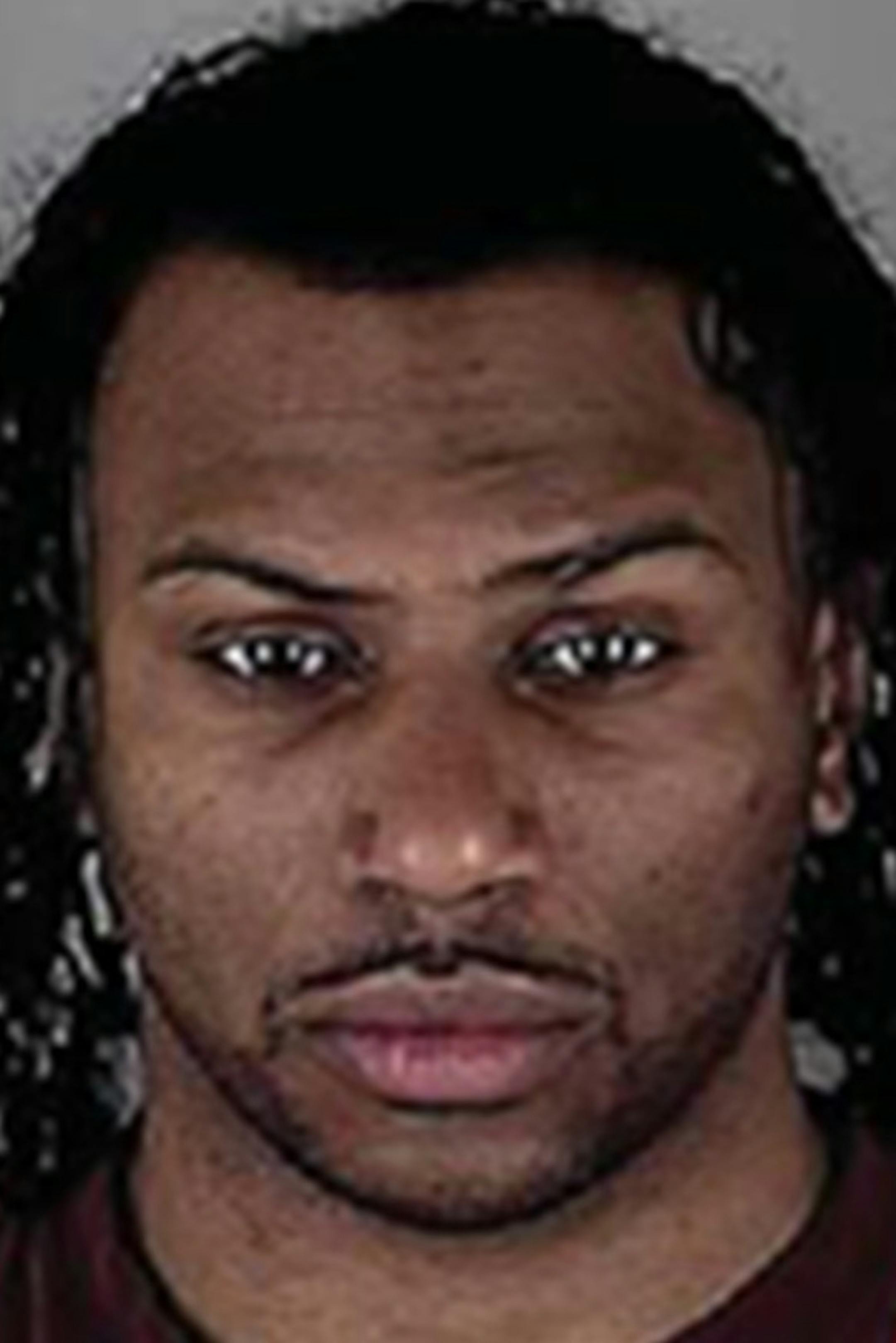 The Hennepin County Sheriff&#x201a;&#xc4;&#xf4;s Office (HCSO) is asking for the public&#x201a;&#xc4;&#xf4;s help to locate an inmate who escaped from a Hennepin County courtroom. Michael David Henderson, DOB 3/19/89, escaped from the Hennepin County Government Center in Minneapolis today after being convicted of 2nd degree attempted murder. He was last seen wearing a maroon t-shirt, dark colored dress pants, and black dress shoes. Anyone with information regarding the whereabouts of Michael Dav