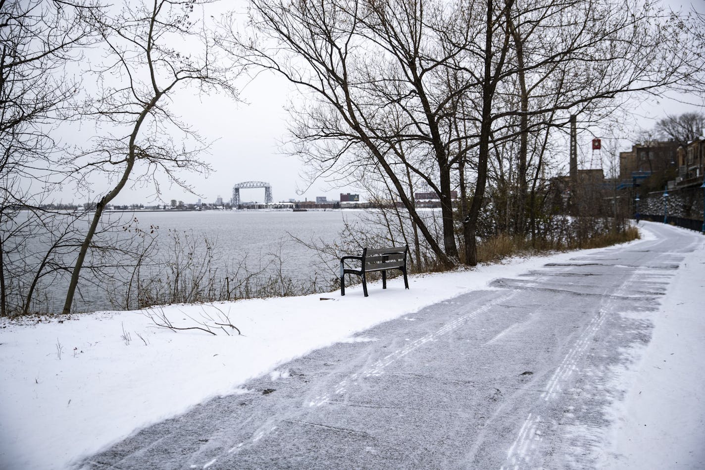 The newly renovated portion of the Lakewalk was recently reopened this past week in Duluth, MN. ]
ALEX KORMANN &#x2022; alex.kormann@startribune.com A portion of the Lakewalk in Duluth, MN recently reopened but there is much storm damage that still needs to be repaired.