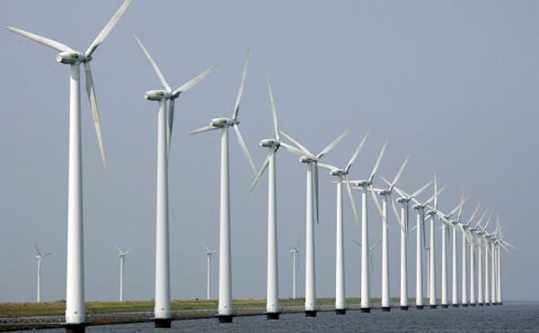 An effort to build the Cape Wind project off the Cape Cod coast in Massachusetts, similar to these wind turbines clustered offshore in Dronten, the Ne