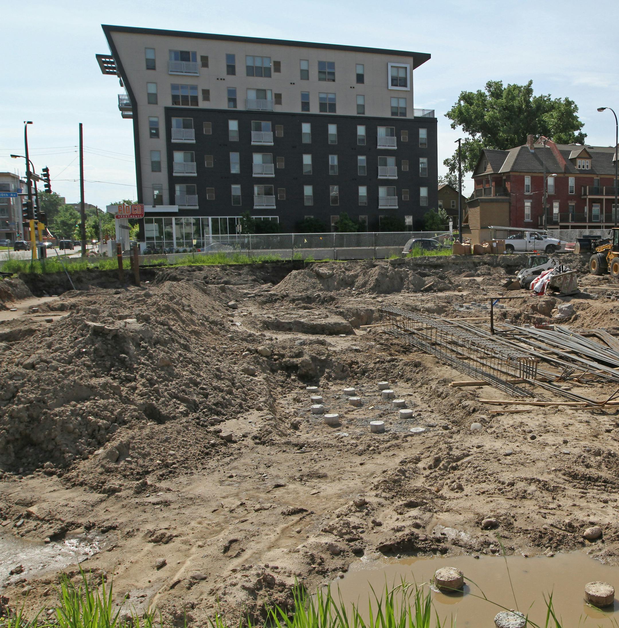 Construction site of the Bridges Apartments at 950 University Ave SE, photographed on 6/14/13. Bruce Bisping/Star Tribune bbisping@startribune.com