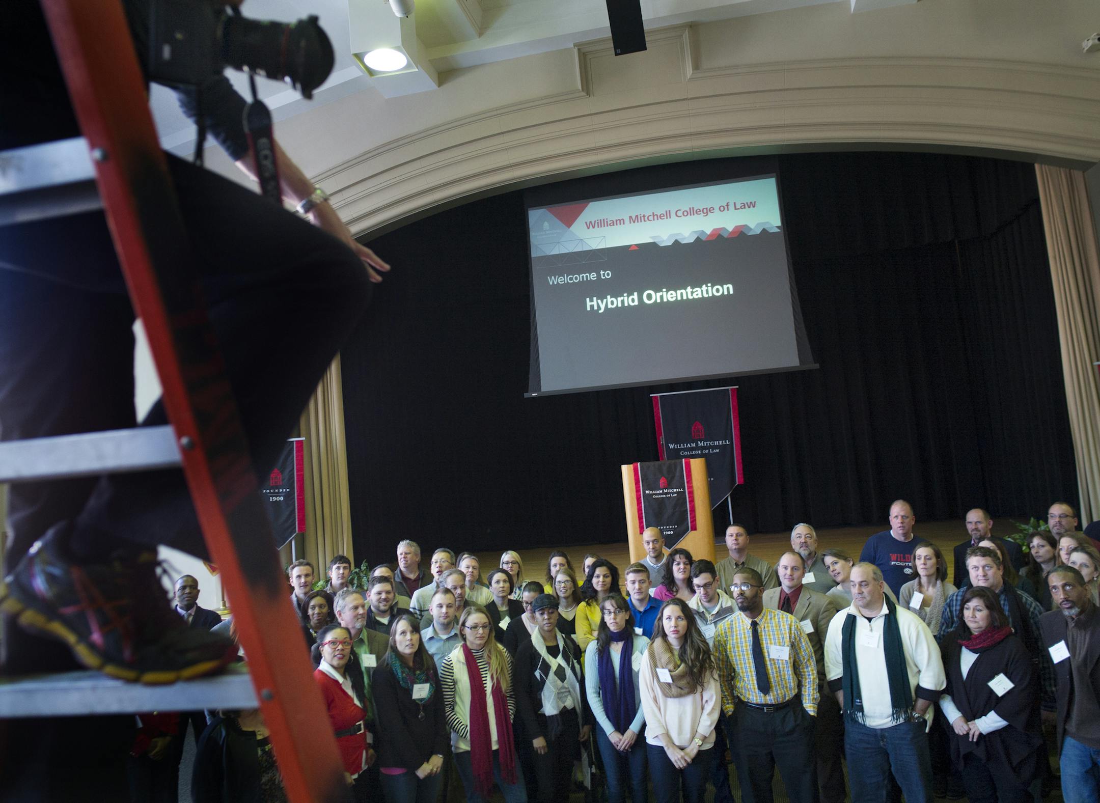 At William Mitchell law school in St. Paul on the orientation day for the first class of hybrid law students who will be taking their classes over the internet, students gathered for the class photo. ] Richard Tsong-Taatatarii@startribune.com