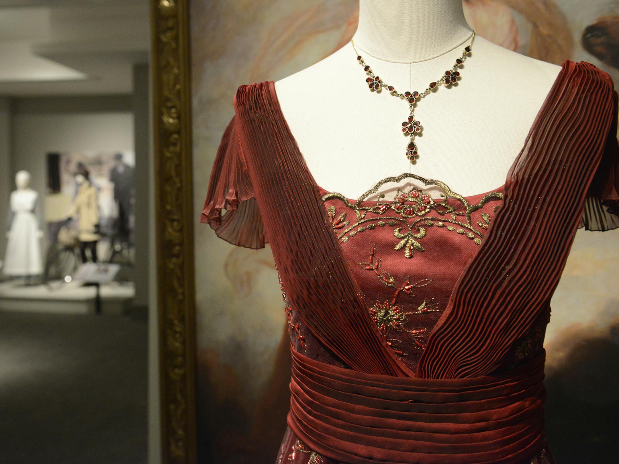 Virginia Historical Society
Exhibit at Mall of America: Dressing Downton: Changing Fashion for Changing Times