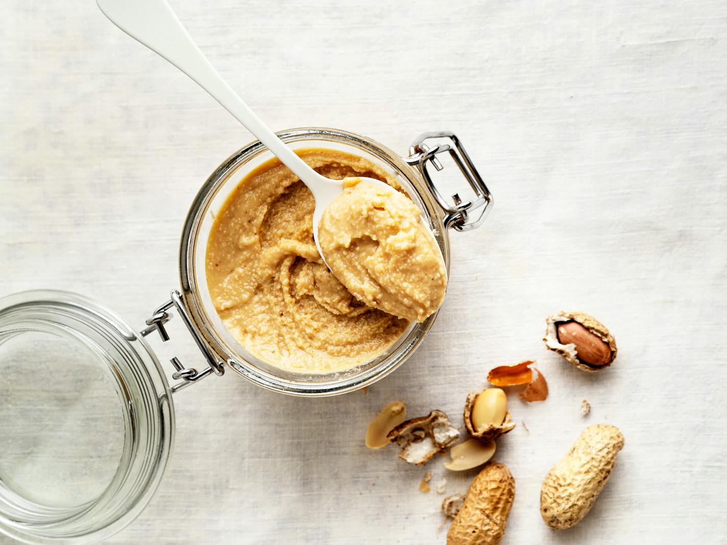 Butter, Cream - Dairy Product, Food, Textured, Butter, Smooth, Peanut - Food, Jar, White Background, breakfast,Nut - Food