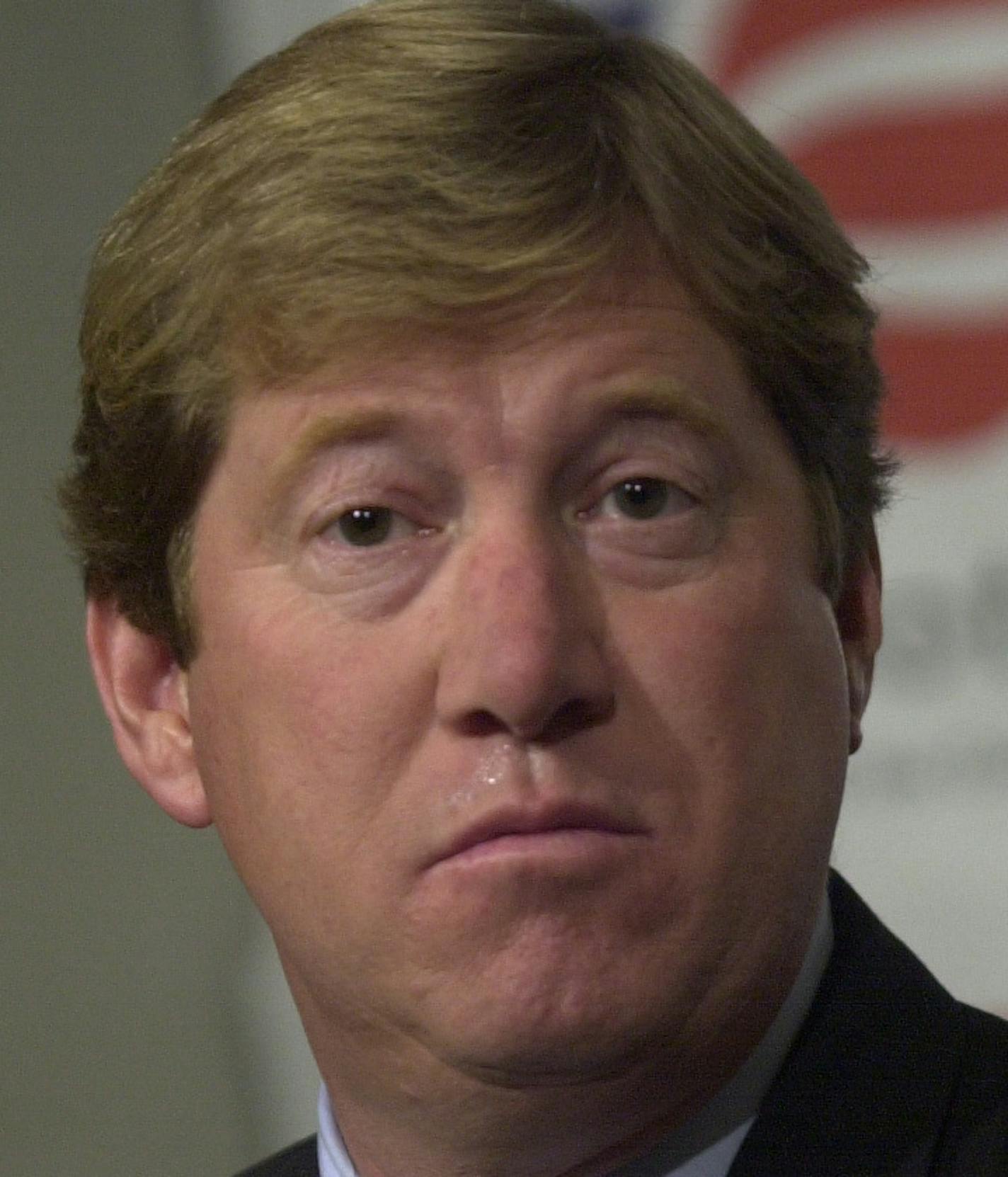 Radio talk show host Jason Lewis