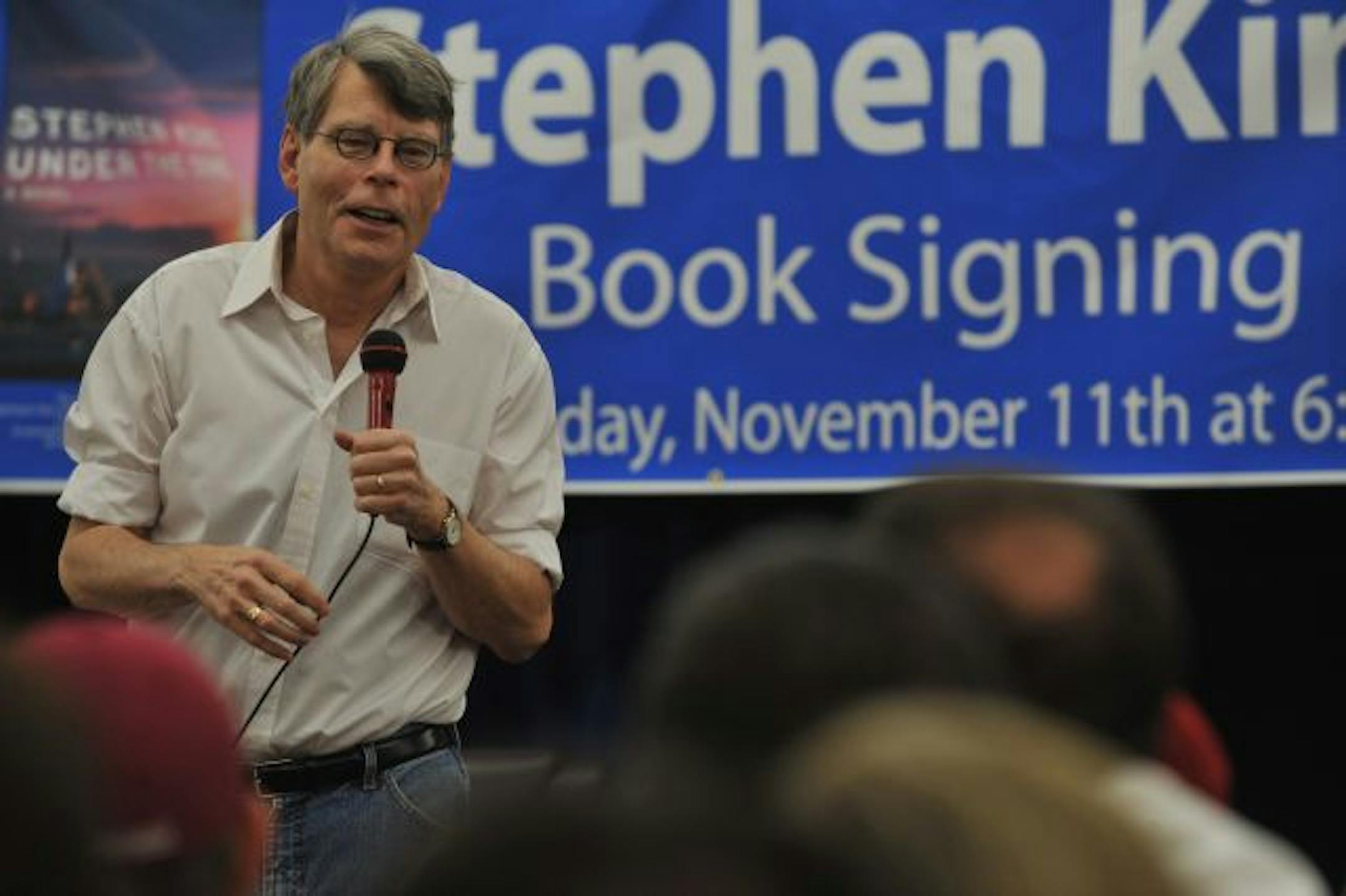 DUNDALK, MD - NOVEMBER 11: Stephen King promotes "Under The Dome" at the North Point Boulevard Walmart on November 11, 2009 in Dundalk, Maryland.