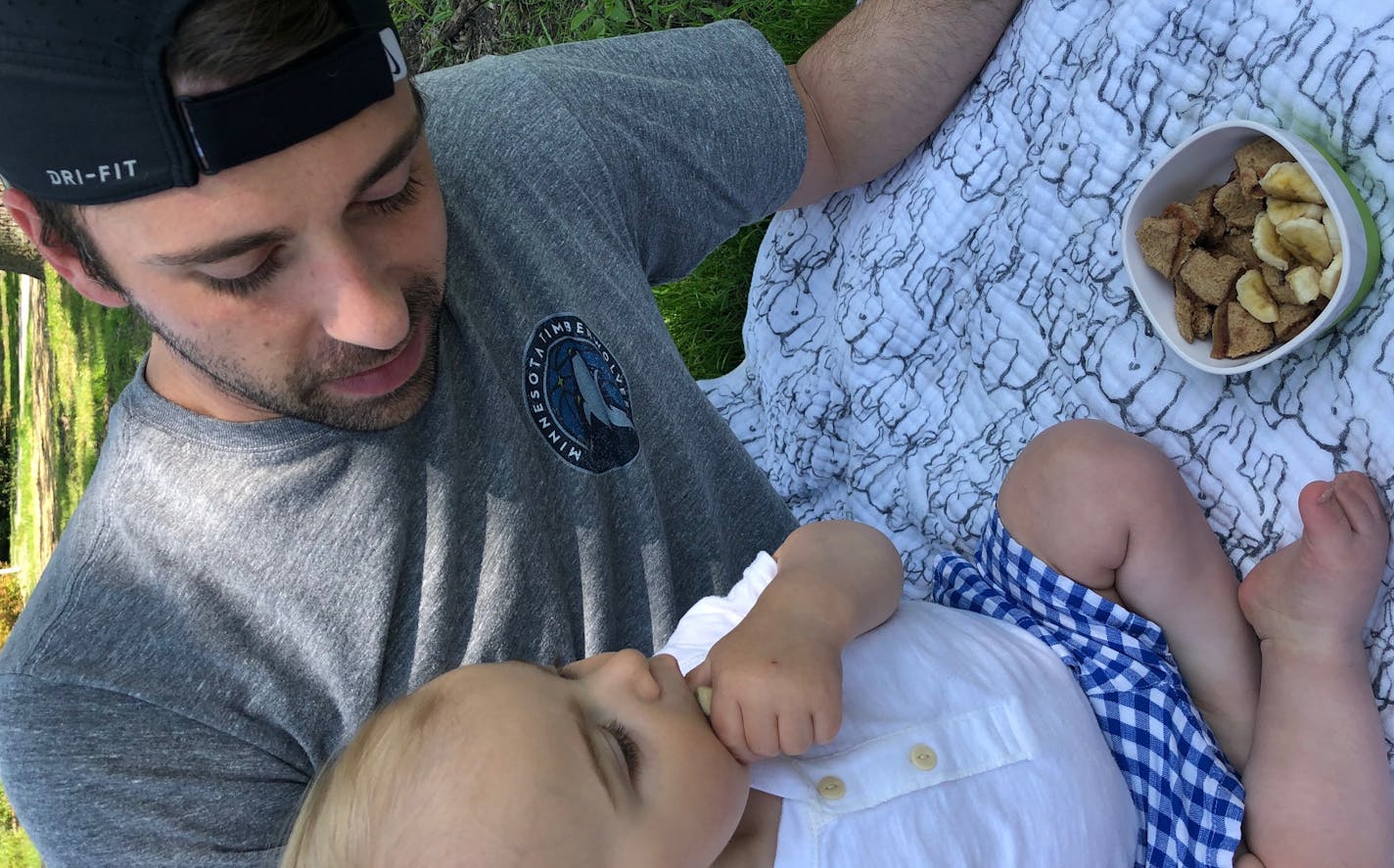 Timberwolves coach Ryan Saunders and his son, Lucas, who recently turned 1.