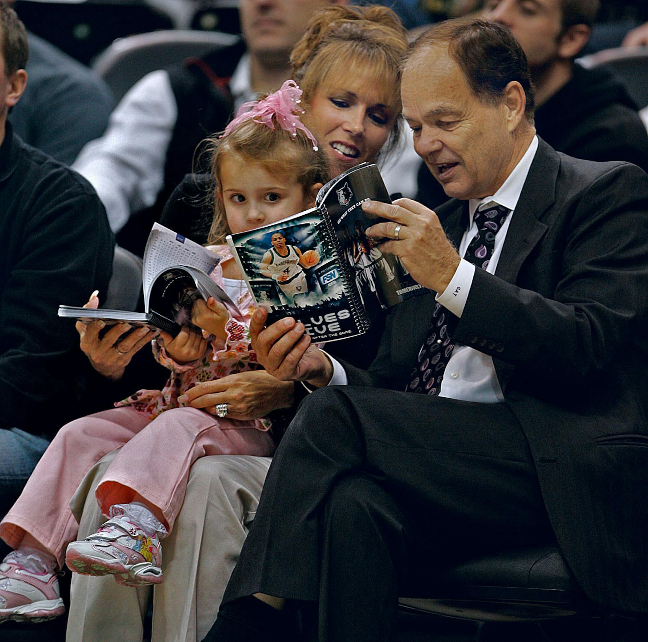 JIM GEHRZ ï jgehrz@startribune.com Minneapolis/October 26, 2007/7:30PM Minnesota Timberwolves owner Glen Taylor enjoys the NBA preseason game against the Milwaukee Bucks and the company of his wife, Becky and granddaughter, Lexi Miller at the Target Center Friday, October 26, 2007.