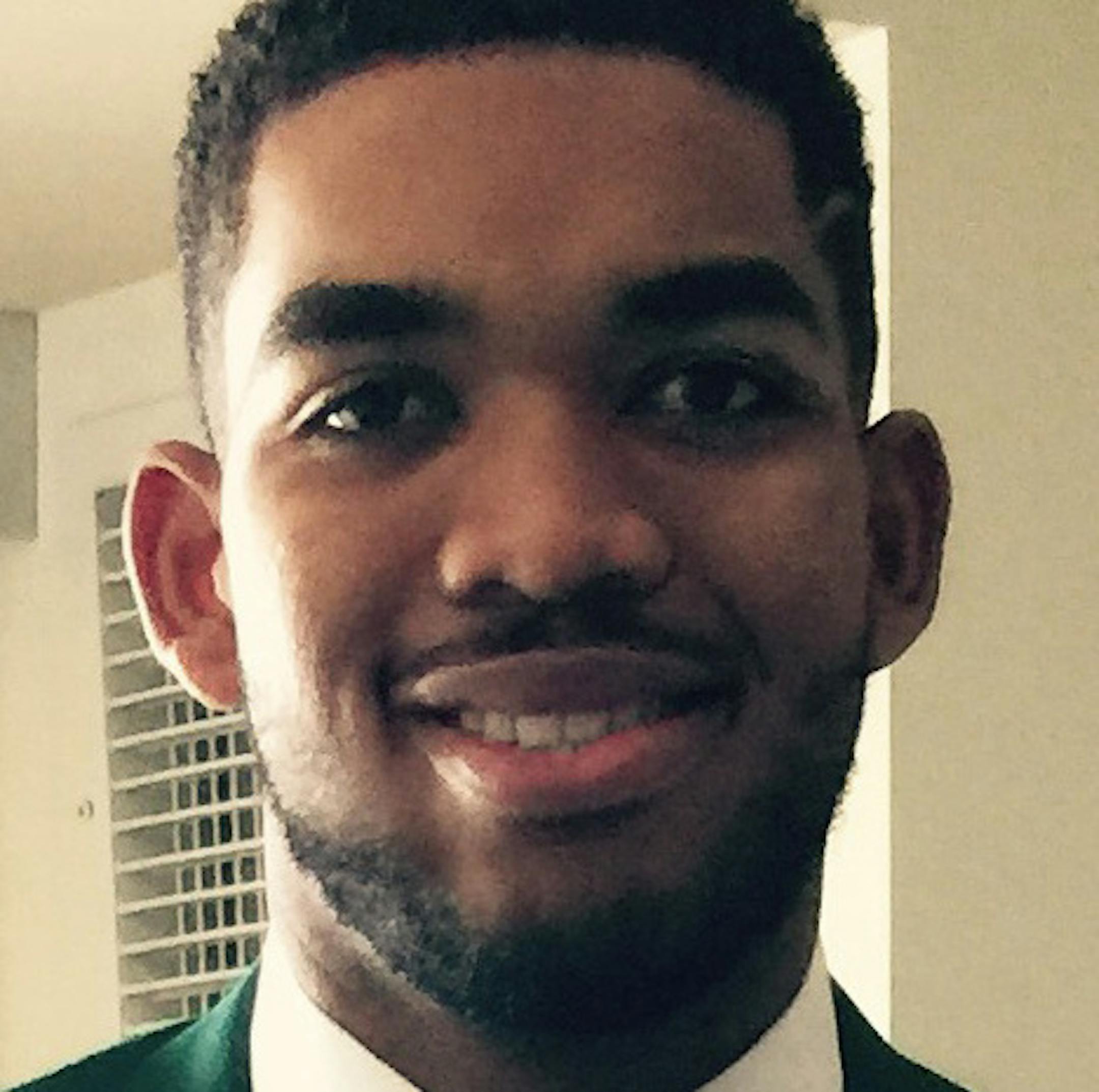 Karl-Anthony Towns green tux