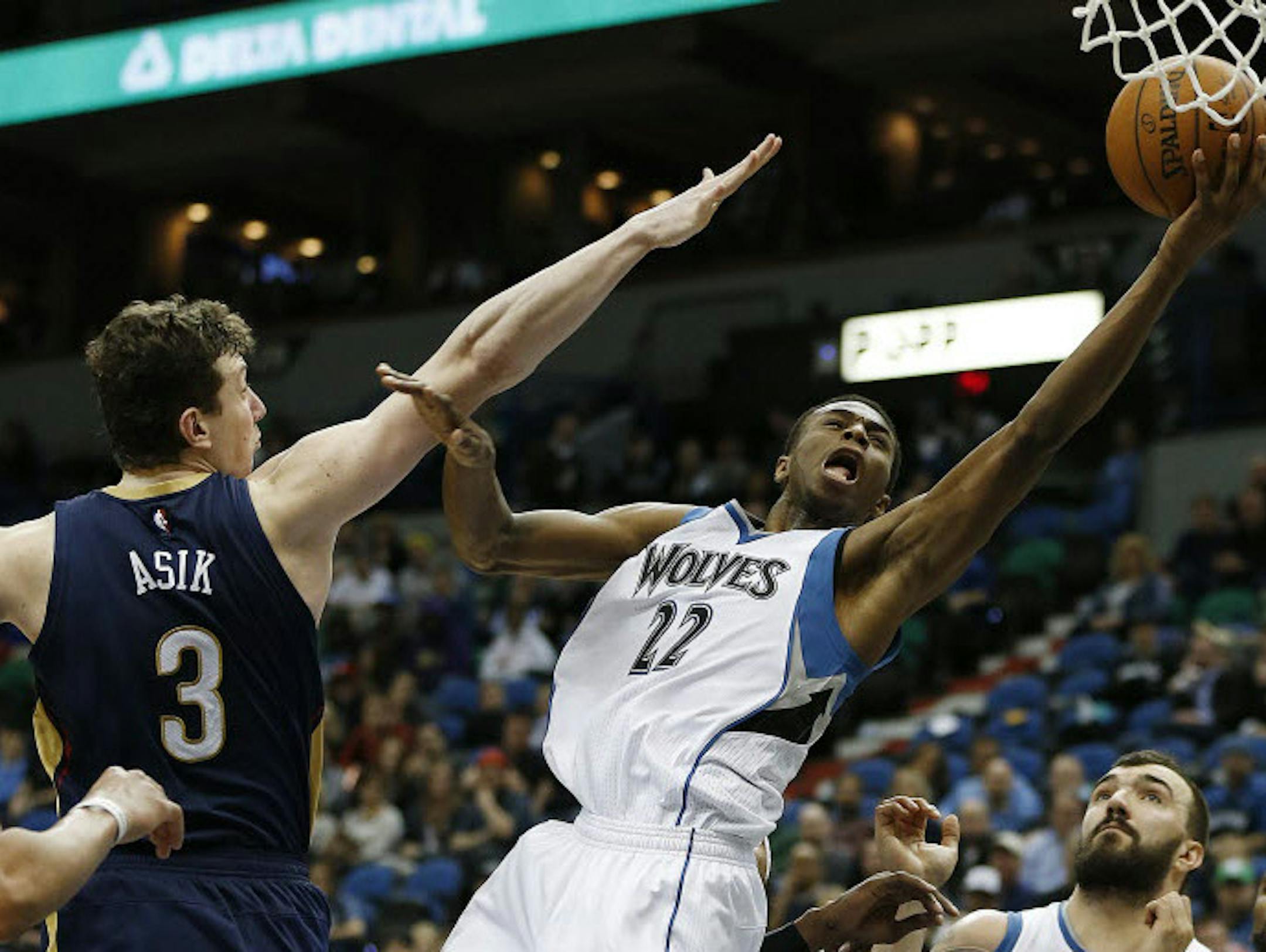 Wolves forward Andrew Wiggins drove to the basket against New Orleans Pelican center Omer Asik during the second half Friday in Minneapolis. The Pelicans won 92-84.
