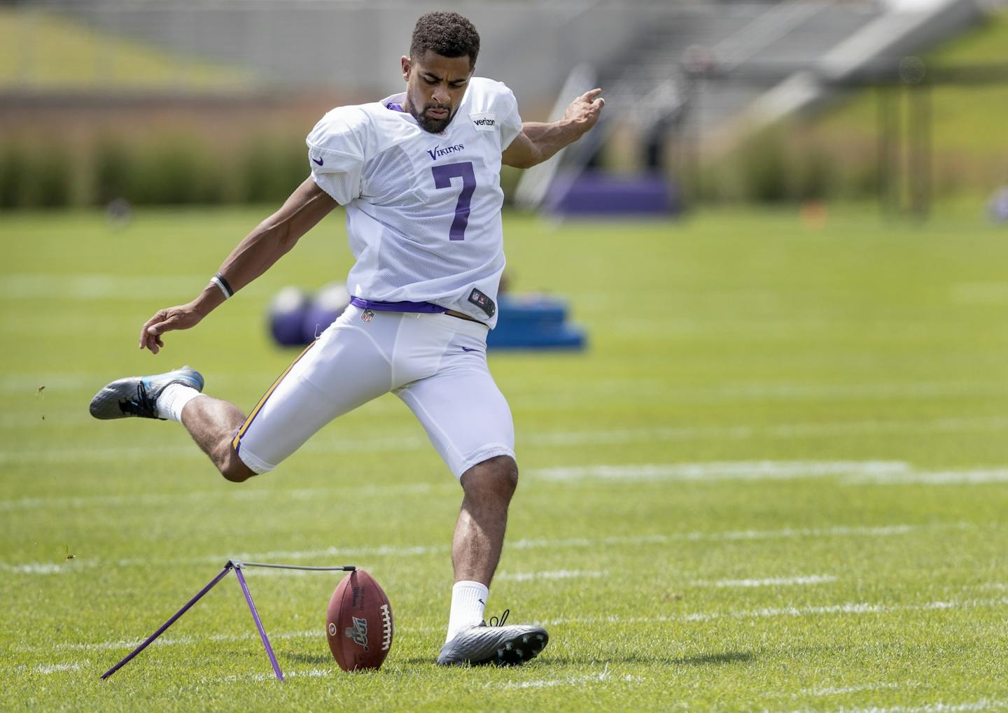 Minnesota Vikings punter/kicker Kaare Vedvik (7).