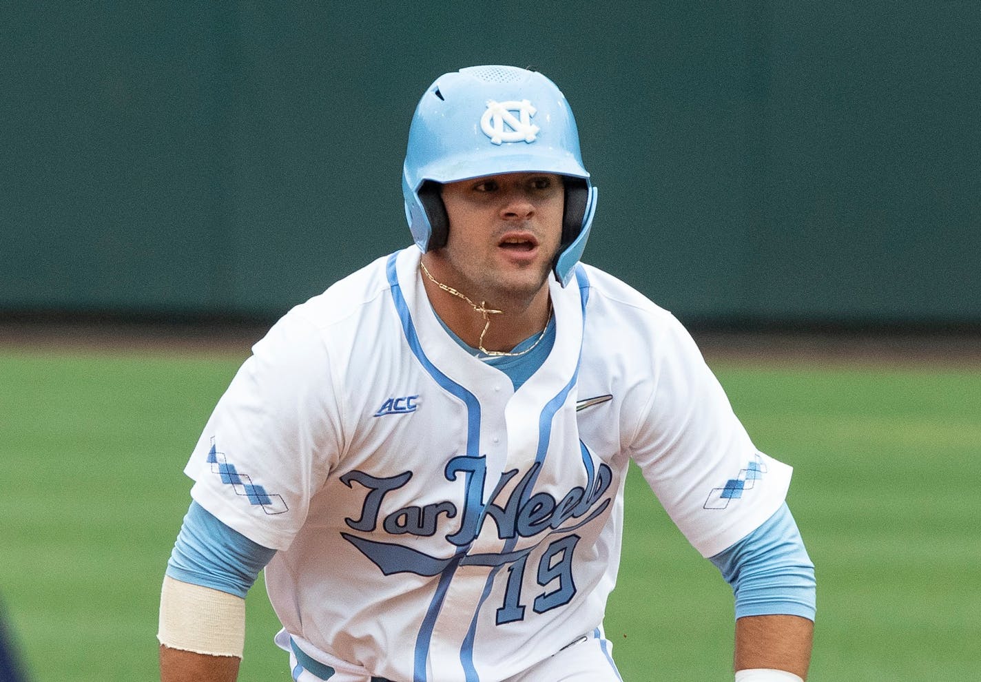 North Carolina's Aaron Sabato (19) rounds second base against Auburn during Game 1 at the NCAA college baseball super regional tournament in Chapel Hill, N.C., Saturday, Jun 8, 2019. (AP Photo/Ben McKeown)