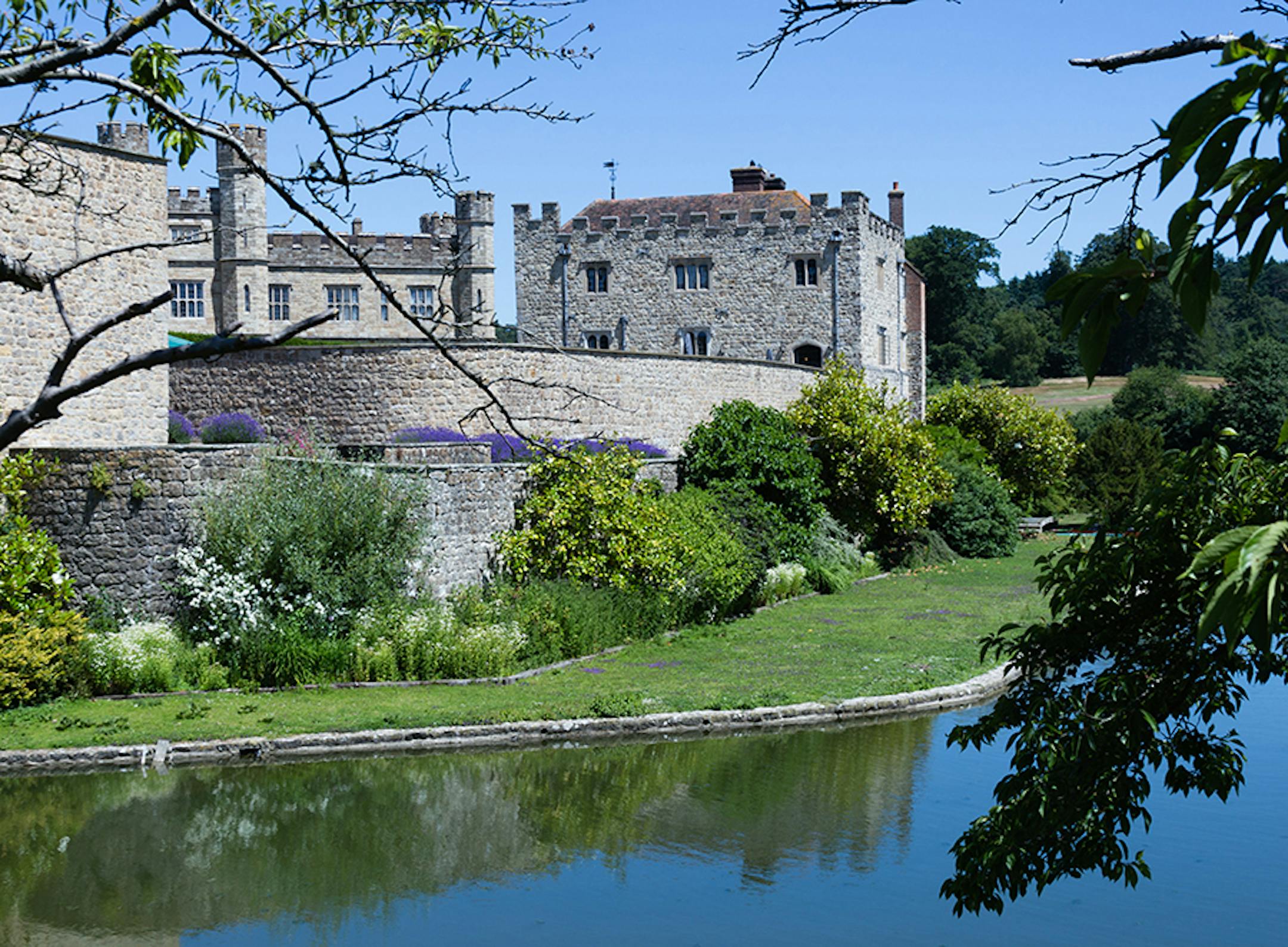 Leeds Castle on a beautiful summer day. It is located not far from the house sit in Kent. Photo by Eleaner Loos