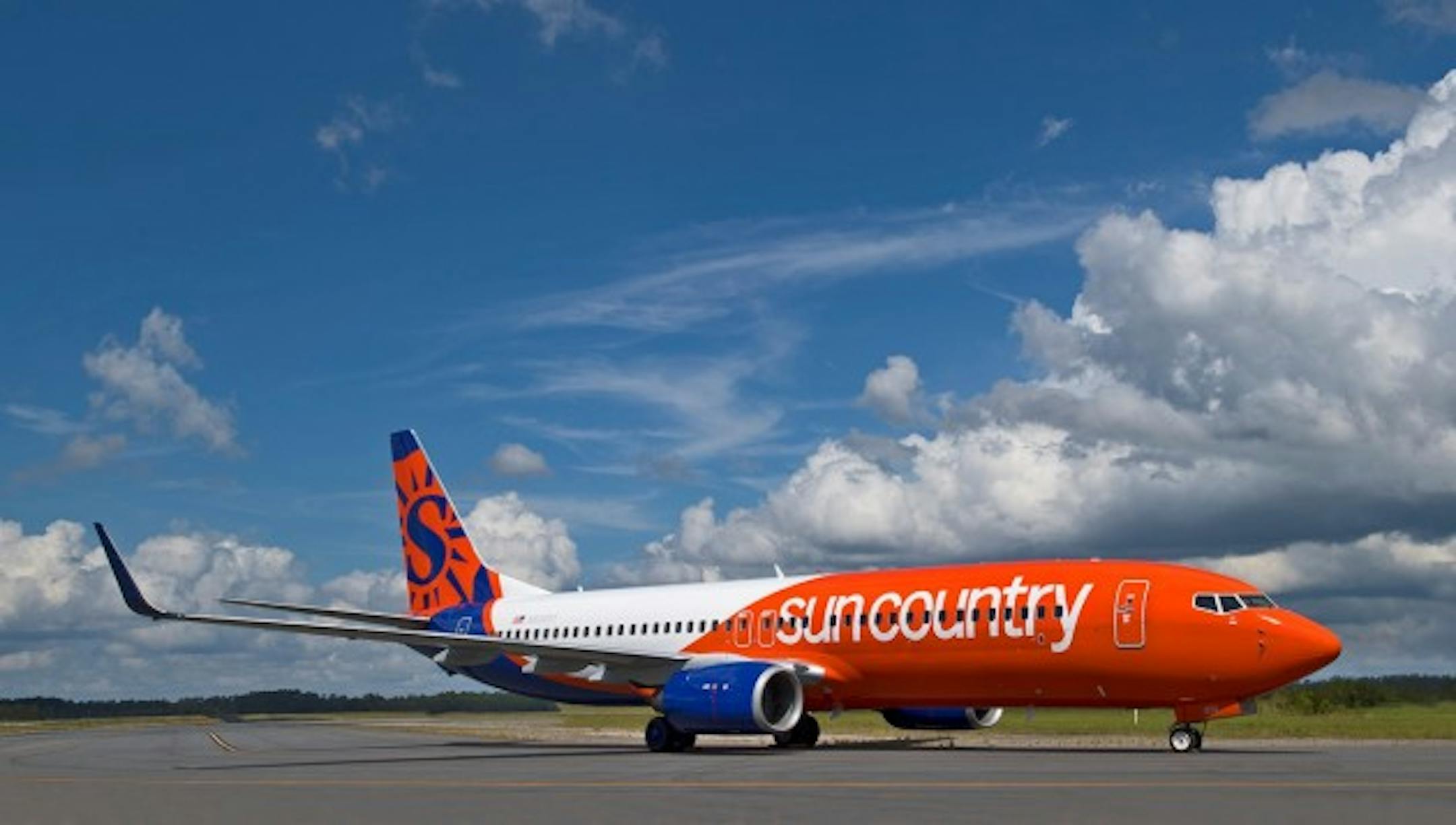 Sun Country Airlines' new plane livery will rotate into service starting in November.