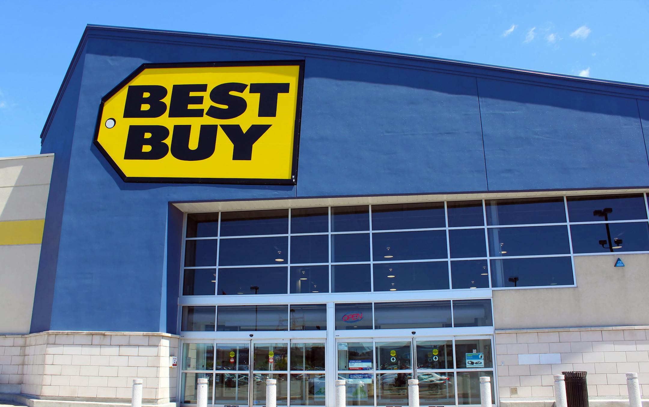 The former Best Buy CEO Brad Anderson gave money to a group involved with an anti-Muslim media campaign during the 2016 presidential election. (Dreamstime) ORG XMIT: 1227955