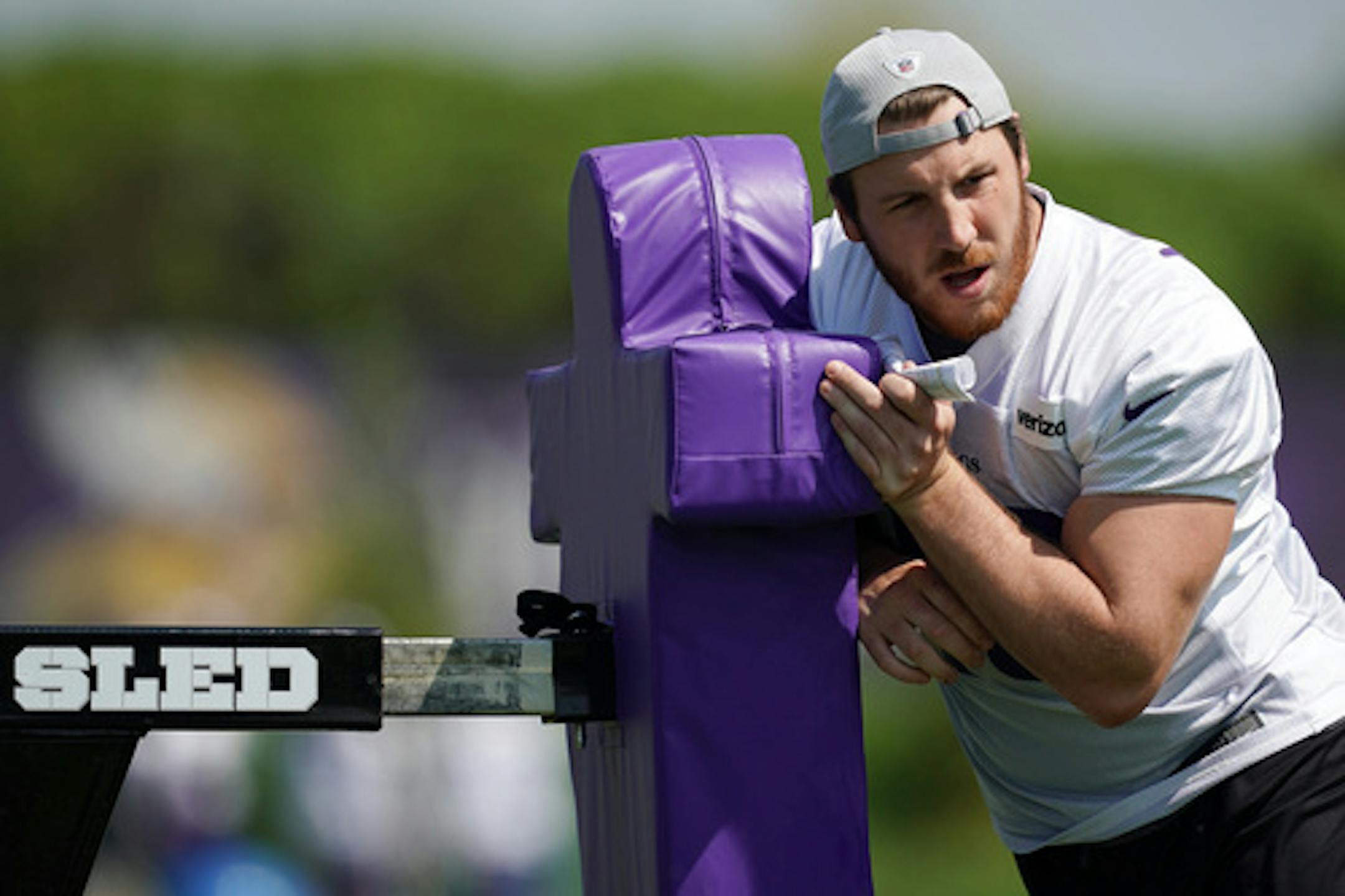 Vikings tight end David Morgan (89) pushed a training sled out of the way during practice Tuesday. ] ANTHONY SOUFFLE • anthony.souffle@startribune.com