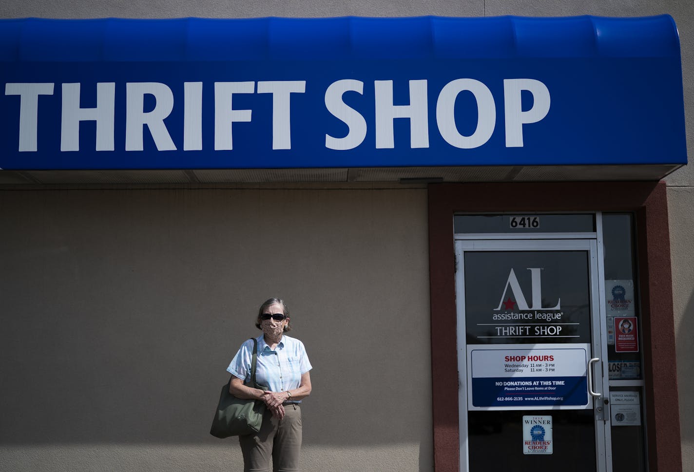 Diana Monaghan was the second in line this morning when the Assistance League Thrift store opening for the first time since the COVID shutdown .] Jerry Holt •Jerry.Holt@startribune.com Assistance League Thrift store opening for the first time since the COVID shutdown July 15th , 2020 in Richfield ,MN.