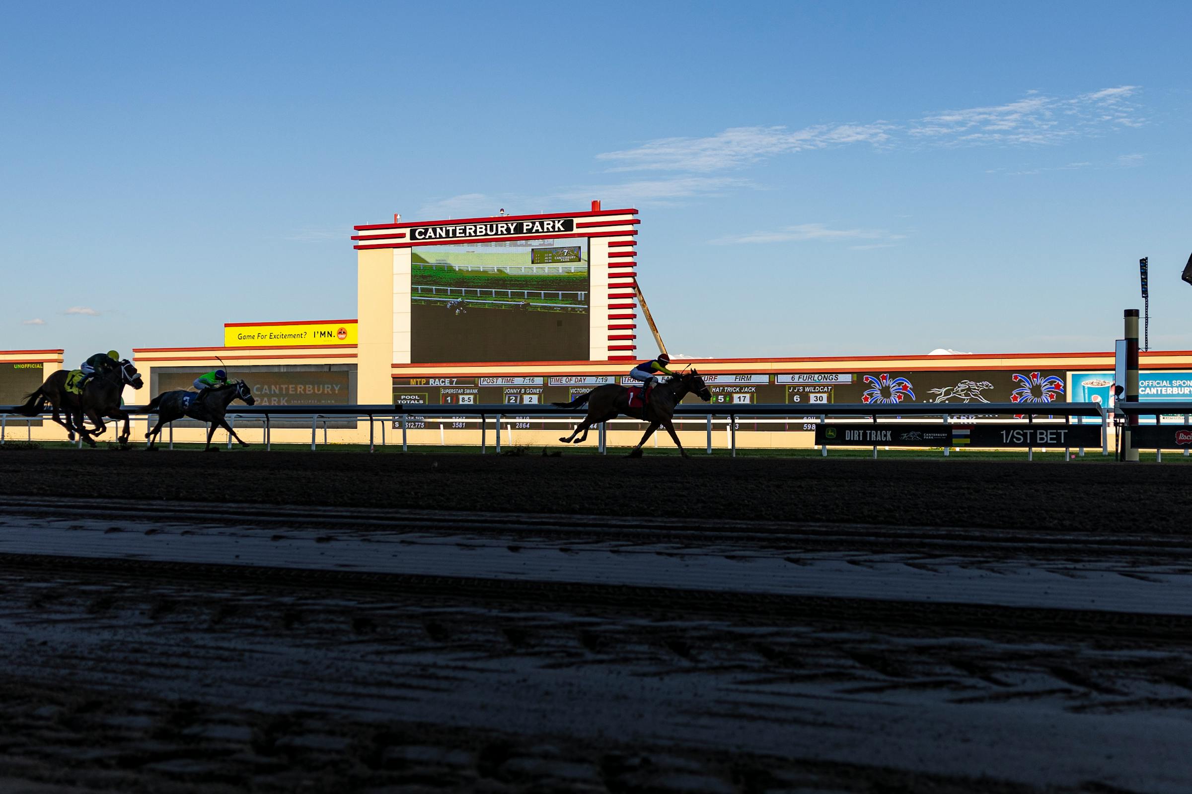 Canterbury Park Proposes 51-Day Horse Racing Meet for 2025