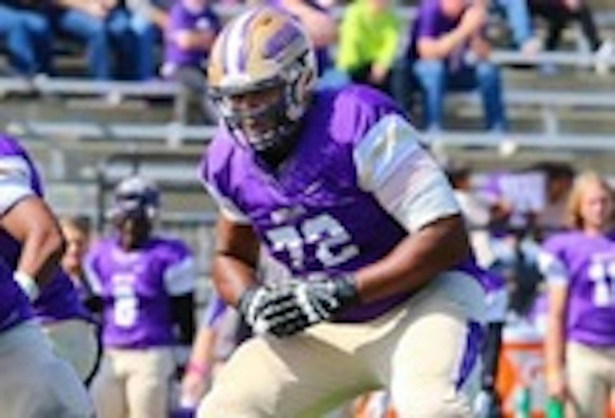 The Gophers added another junior college offensive lineman to their 2016 recruiting class Sunday, when Garrison Wright, from Butler (Kan.) Community College, committed to Minnesota over TCU.
