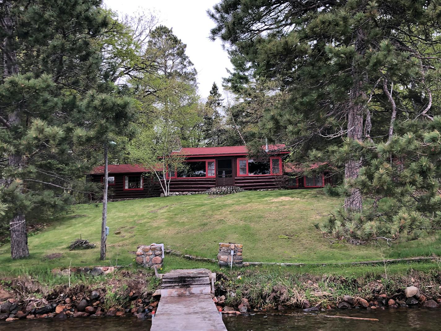 The place on the shore of Woman Lake.