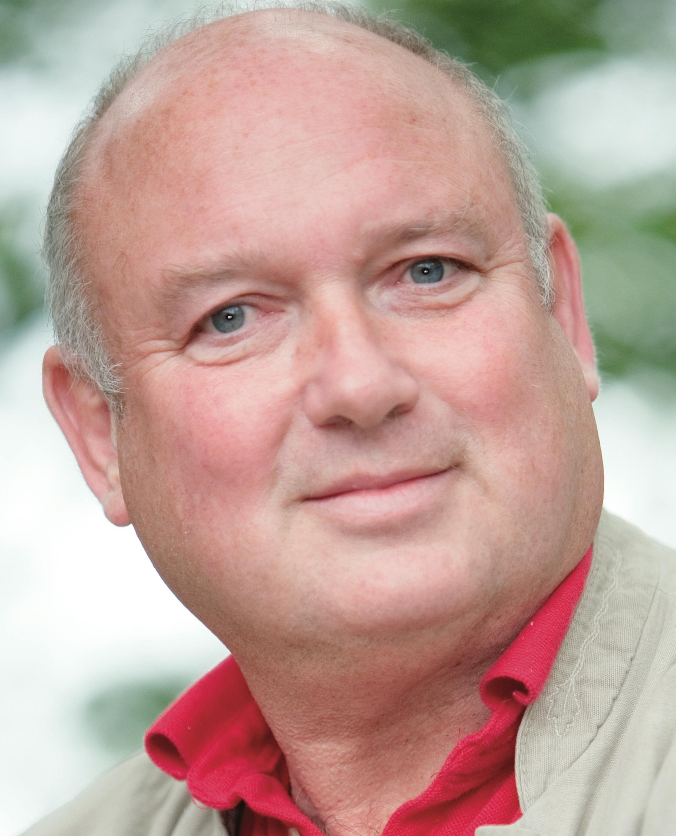 Louis de Bernieres