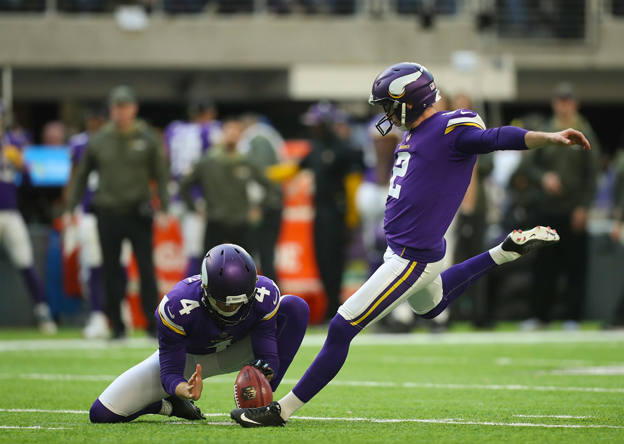 Minnesota Vikings kicker Kai Forbath wound up on a failed 39 yard field goal attempt in the third quarter.