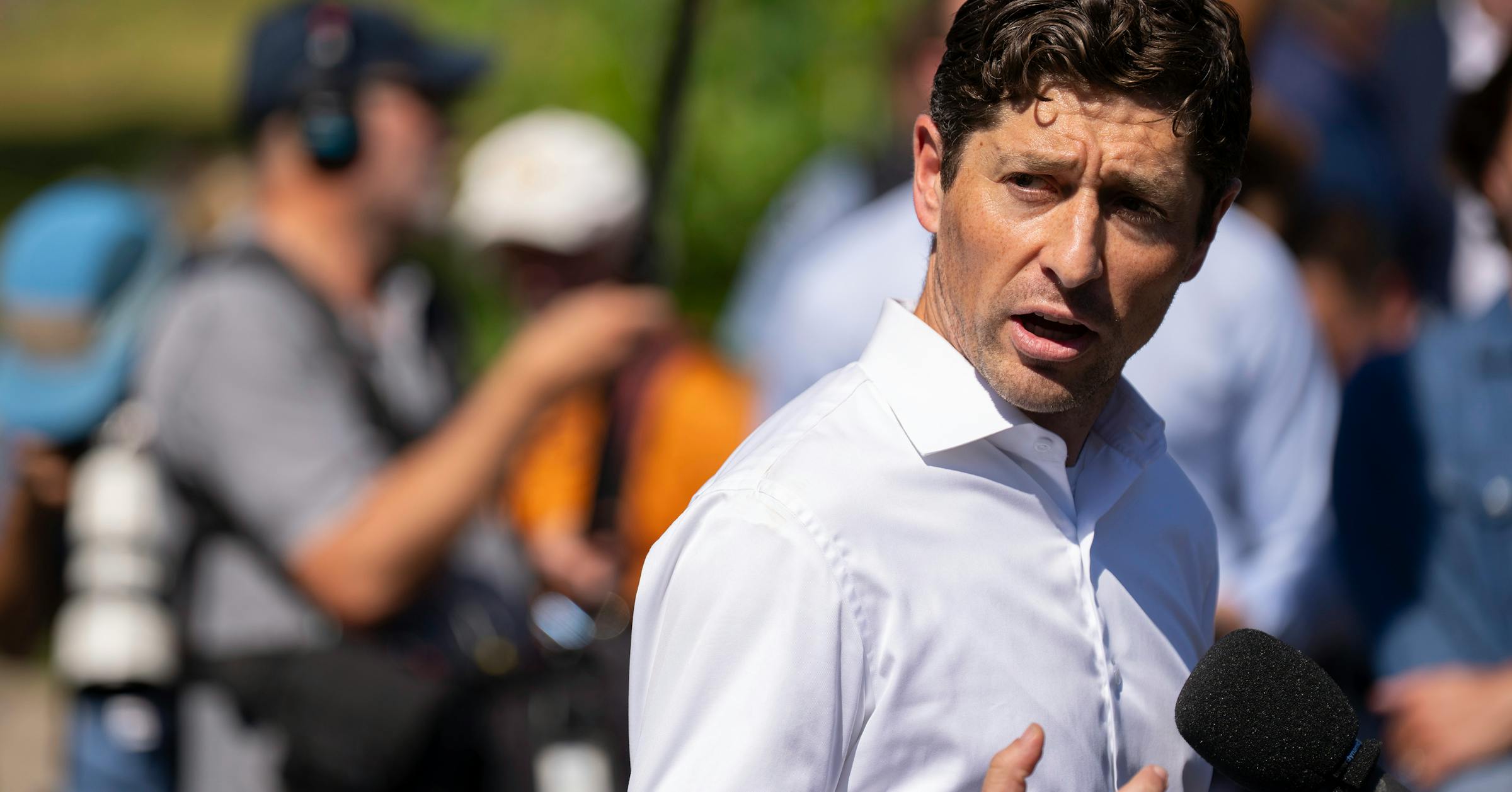 Olson’s Cheers and Jeers: Eloquence, anger and vitriol after Minneapolis shootings