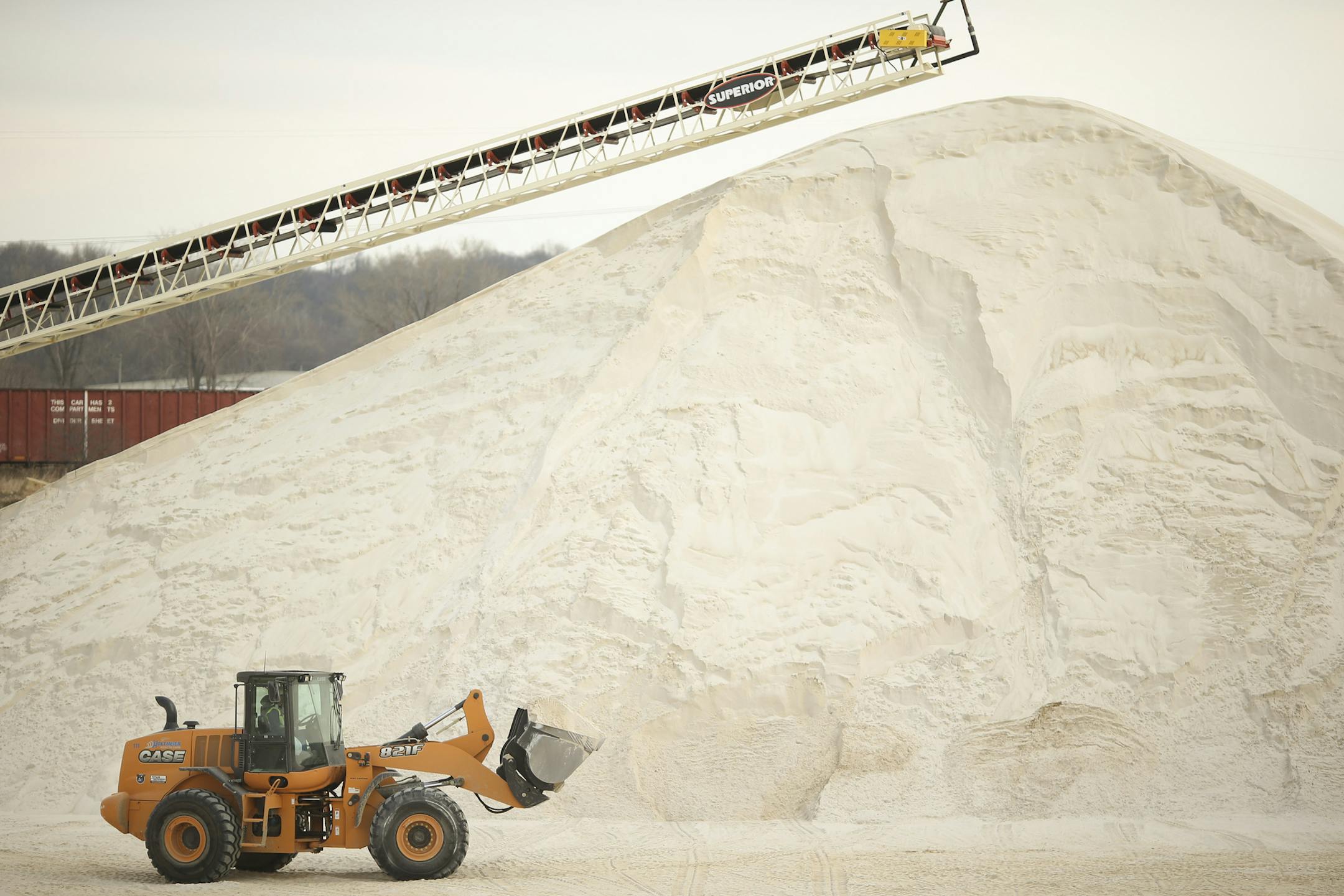 A load of sand was to be transported from the pile at rear to the Jordan Sands processing plant nearby where it will be washed, dried, and sifted Monday afternoon in Mankato. ] JEFF WHEELER ï jeff.wheeler@startribune.com Frac sand just isn't selling like it used to. The industry, with 63 mines in Wisconsin and seven in Minnesota, is projected to ship 15 to 30 percent less sand to oil drillers in 2015 compared with 2014, when some companies set production records. Scott Sustacek, CEO of Jord