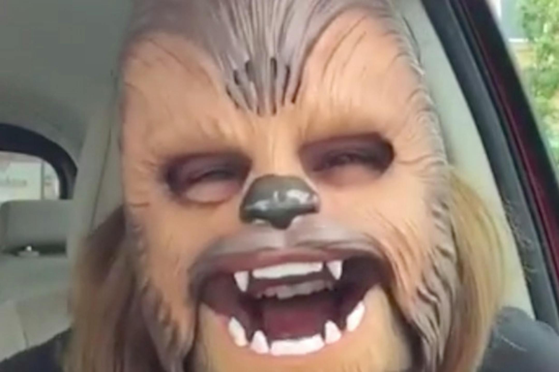 Candace Payne, a hardcore "Star Wars" fan from Texas, decided to treat herself to a little "birthday joy" with a new toy and show it off with a stream on Facebook Live.