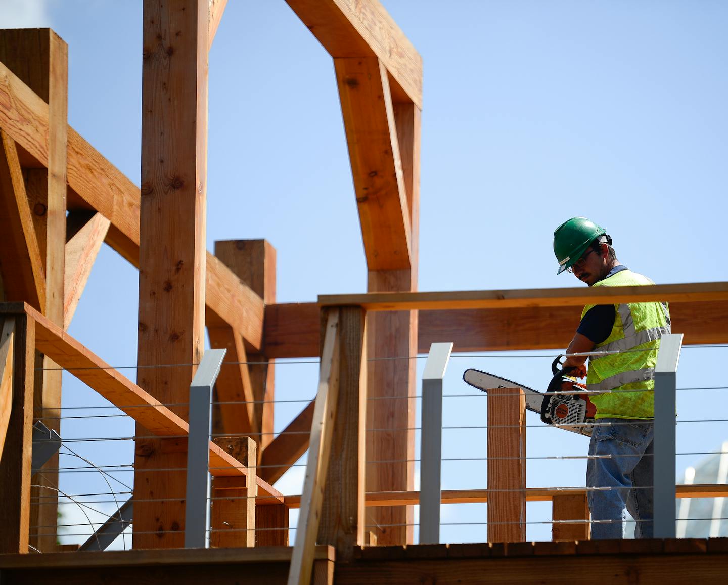 A worker from Straight Line construction began to make the first cut during the demolishment of the "Scaffold" Sculpture Friday afternoon. ] AARON LAVINSKY &#xef; aaron.lavinsky@startribune.com