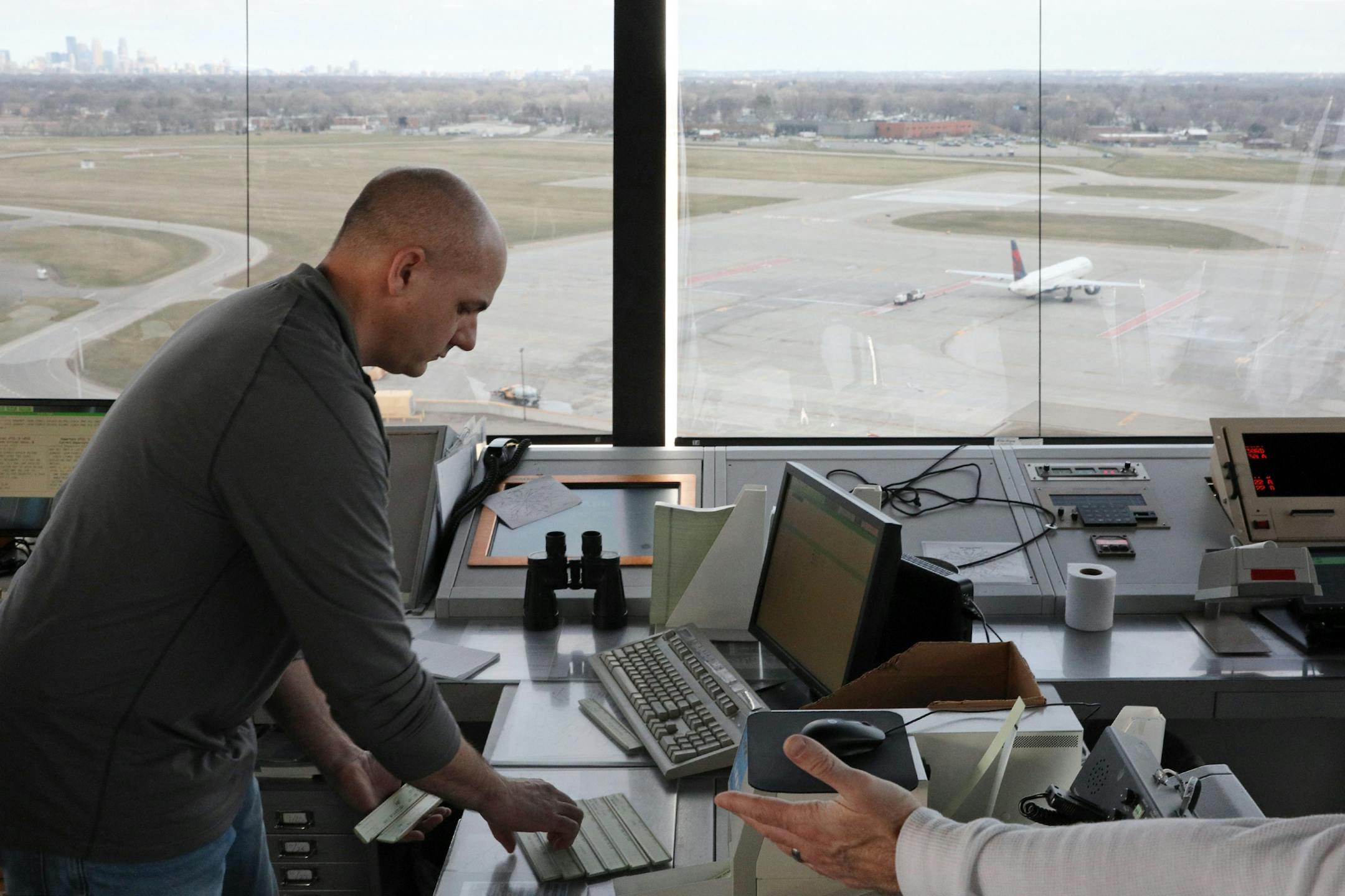 Peter Dwyer prepared for a demonstration of the Federal Aviation Administration's Next Generation Air Transportation System for members of the media Tuesday.