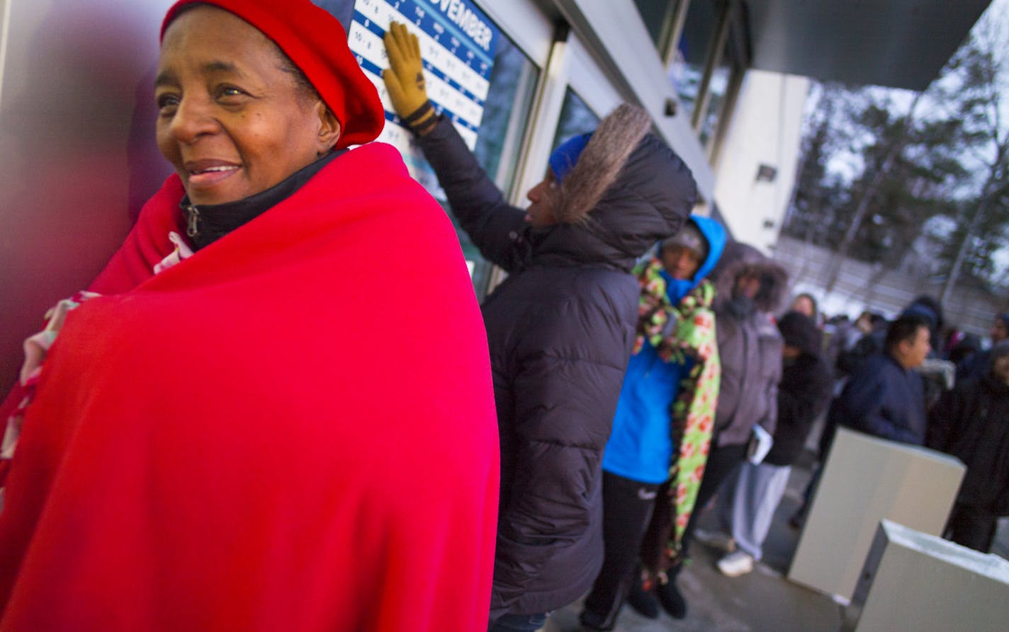 At the Ridgedale Best Buy in Minnetonka, Dollie Merritt, of Chicago was one of the first people waiting in line to pay for a doorbuster tv set on sale for herself and for her daughter.]Richard Tsong-Taatarii/rtsong-taatarii@startribune.com