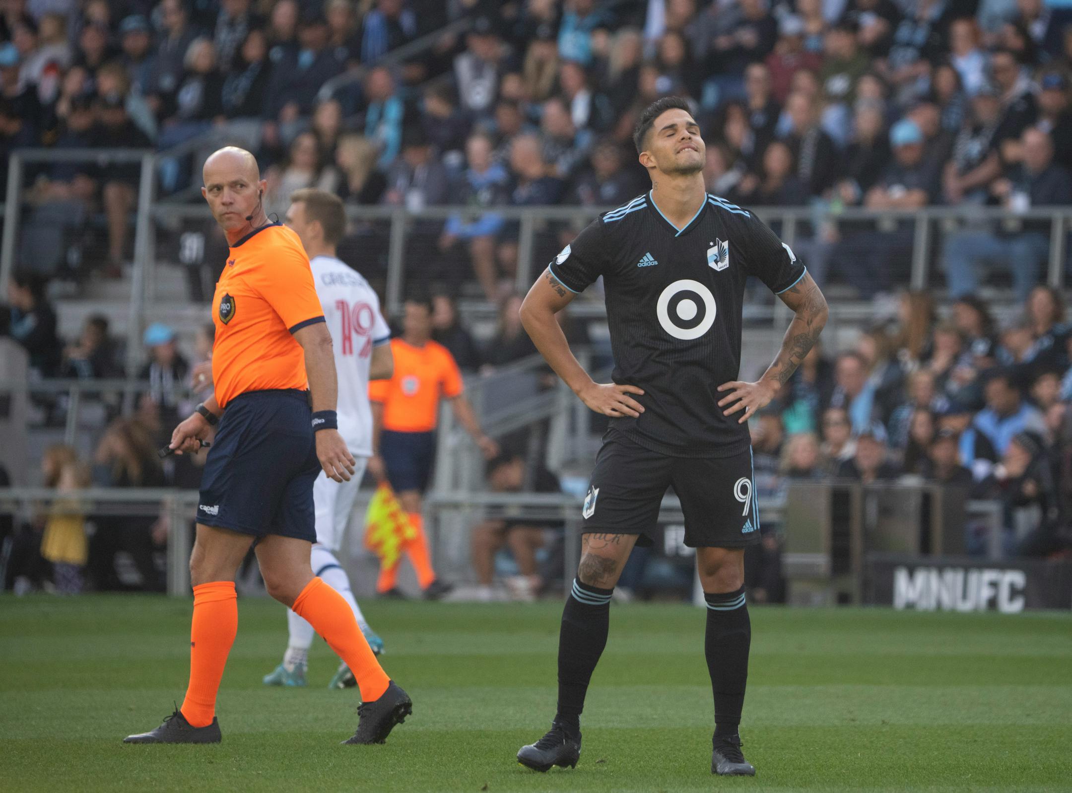 Minnesota United forward Luis Amarilla (9) reacted.