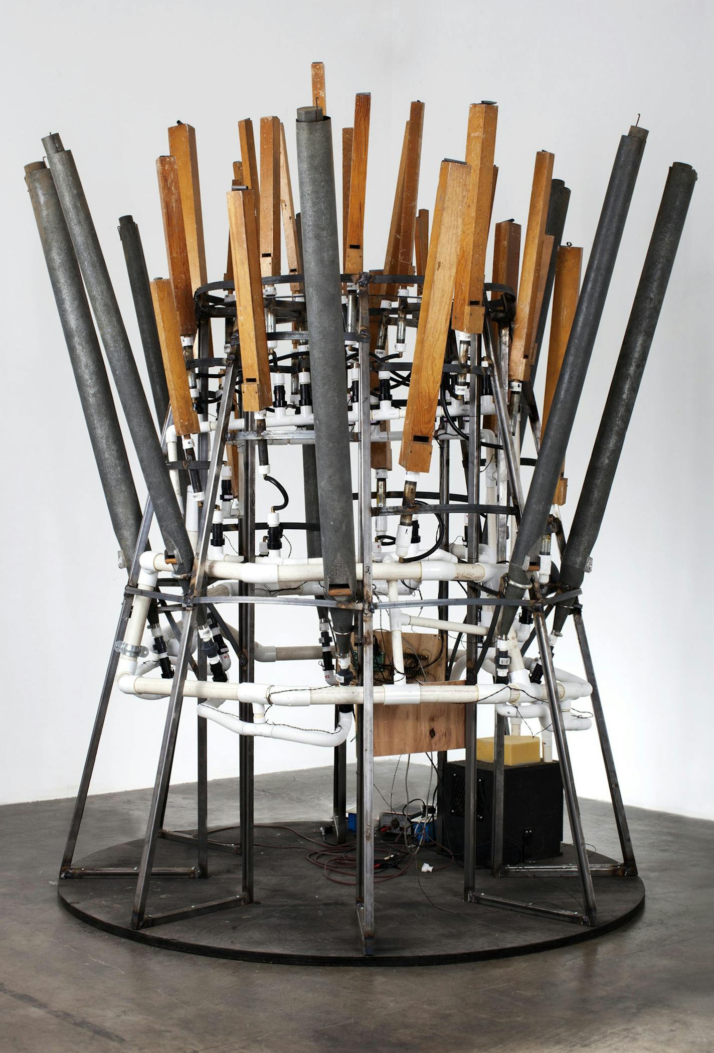 Mark Motherbaugh The General, 2014 Vintage organ pipes, electronics, and steel 96 x 87 in. Photograph by David Lekach