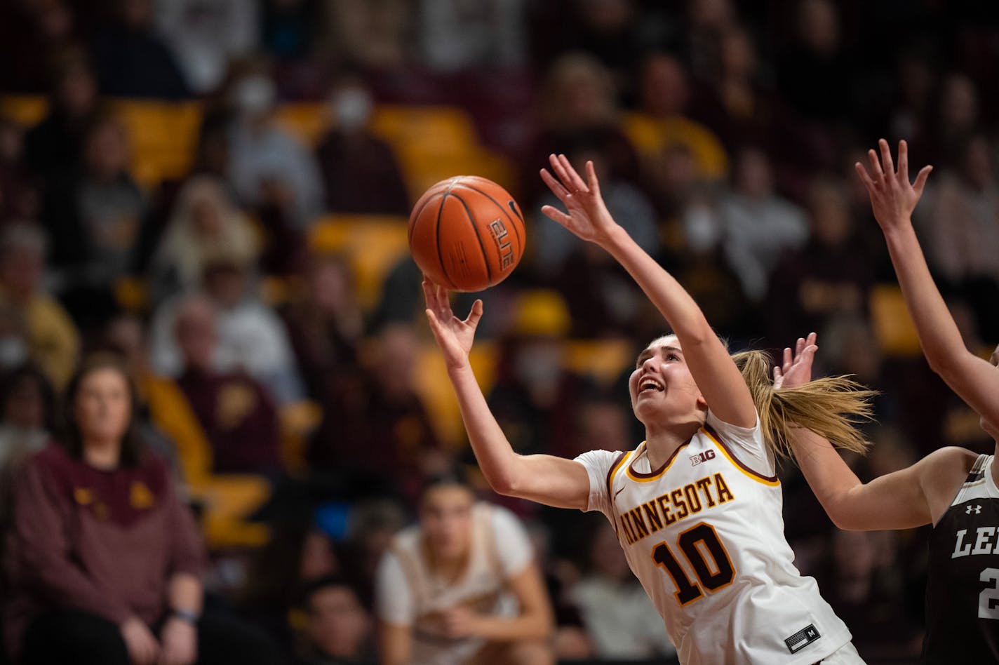 Minnesota Gophers guard Mara Braun (10) tossed up a shot in the fourth quarter of their game Sunday, Nov. 13, 2022 at Williams Arena in Minneapolis. She led all scorers with 34 points. The University of Minnesota women's basketball team stunned the Lehigh University Mountain Hawks with a 101-99 victory. ] JEFF WHEELER • Jeff.Wheeler@startribune.com